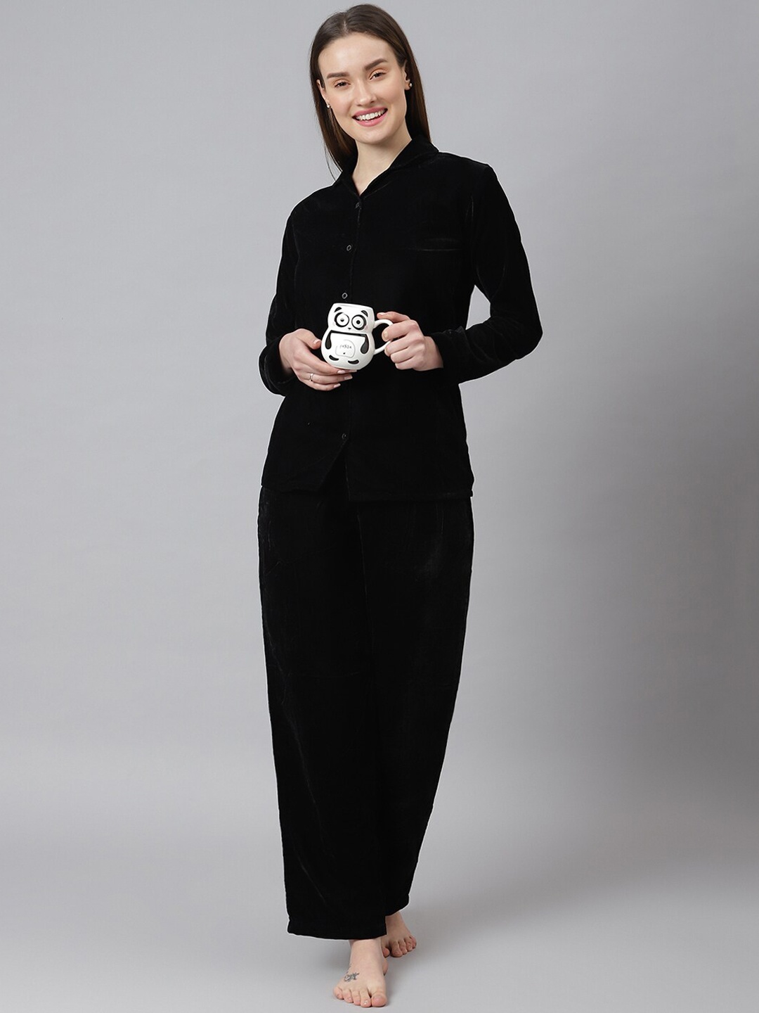 

Cation Women Black Velvet Night suit