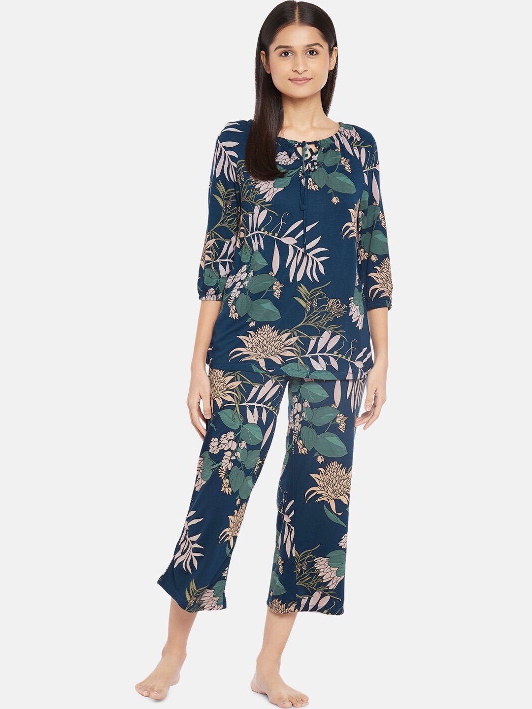 

Dreamz by Pantaloons Women Teal Printed Night Suit