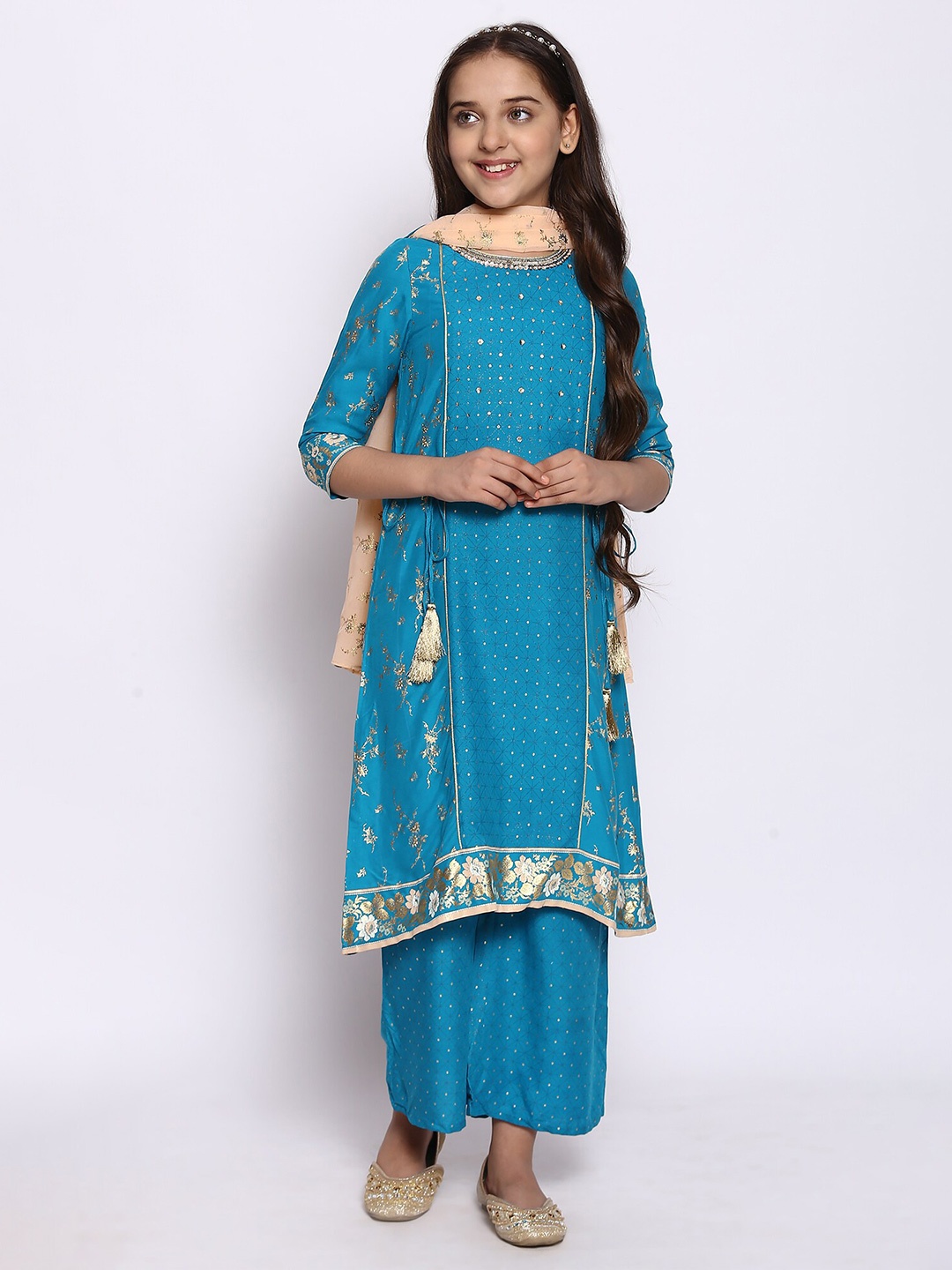 

AURELIA Girls Blue Floral Printed Kurta with Palazzos & With Dupatta
