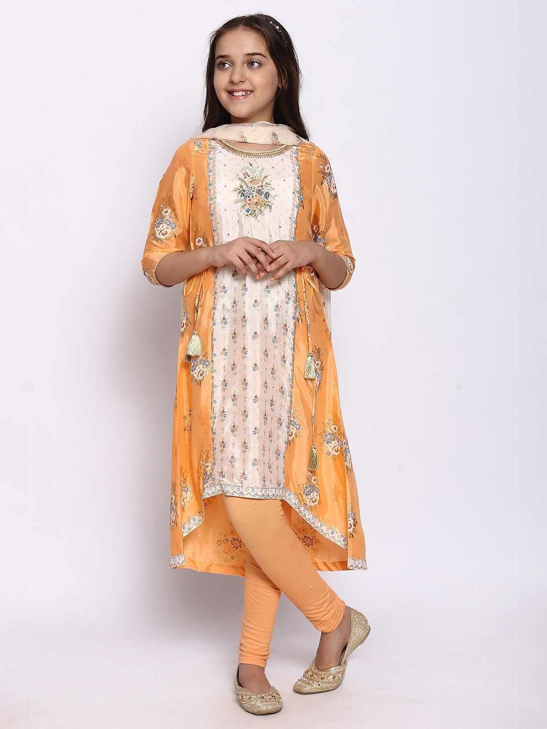 

AURELIA Girls Peach-Coloured Printed Kurta with Churidar & With Dupatta