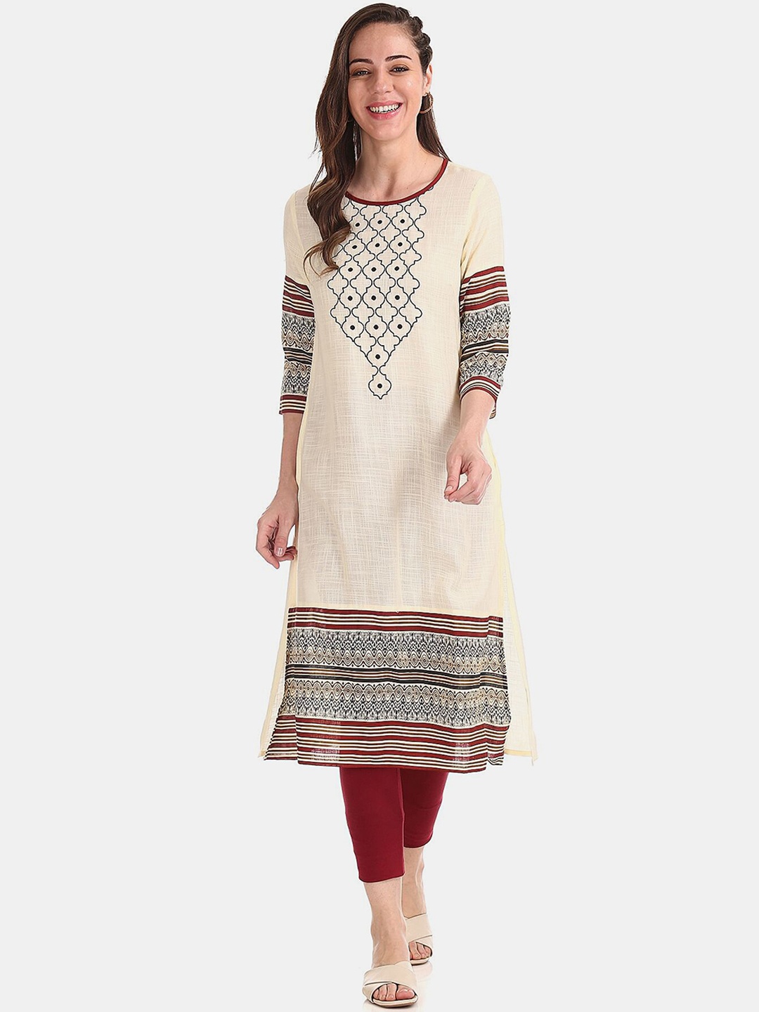 

Anahi Women Off-White & Black Geometric Printed Kurta