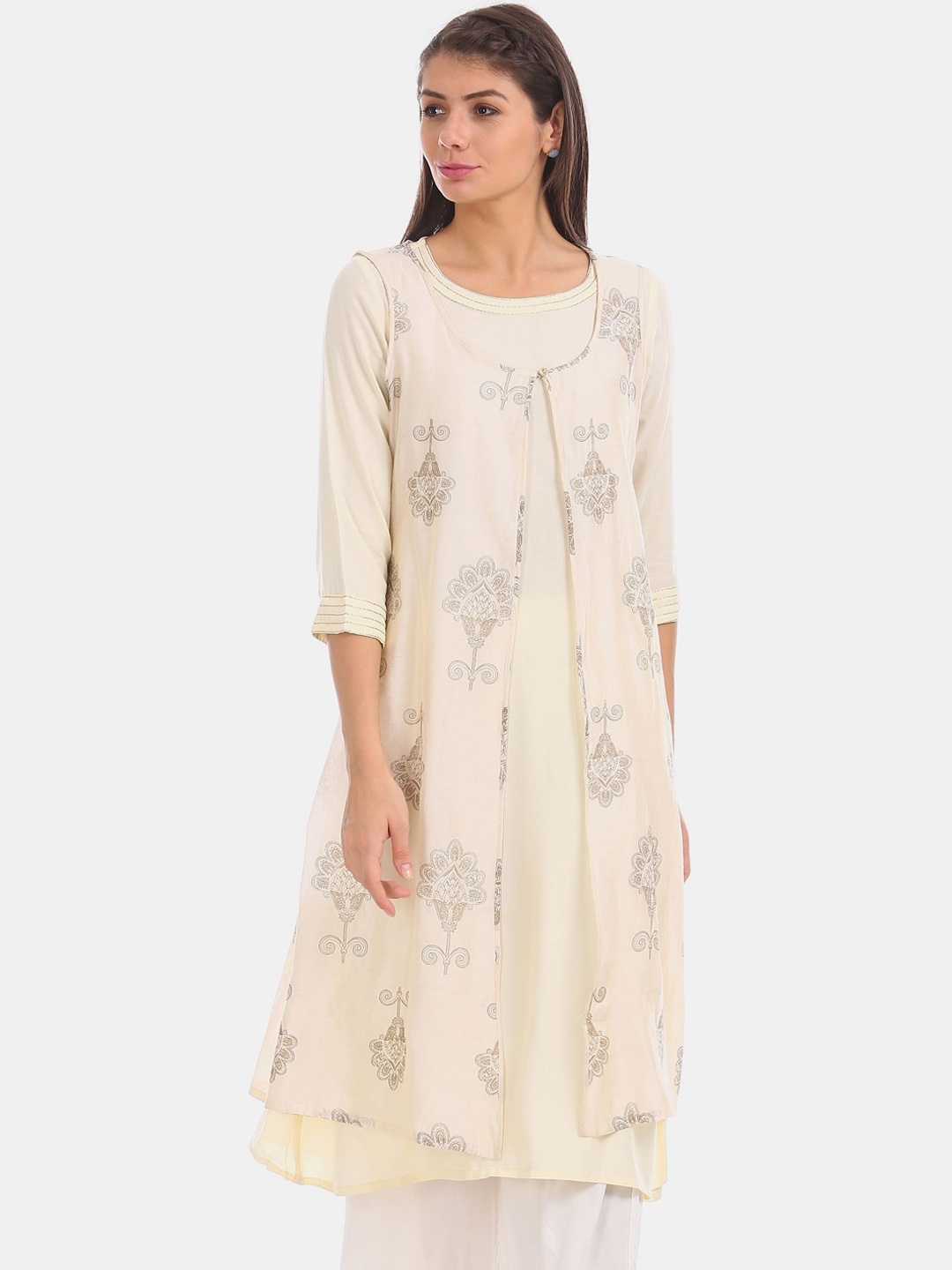 

Anahi Women Off White Floral Printed Kurta With Coverup