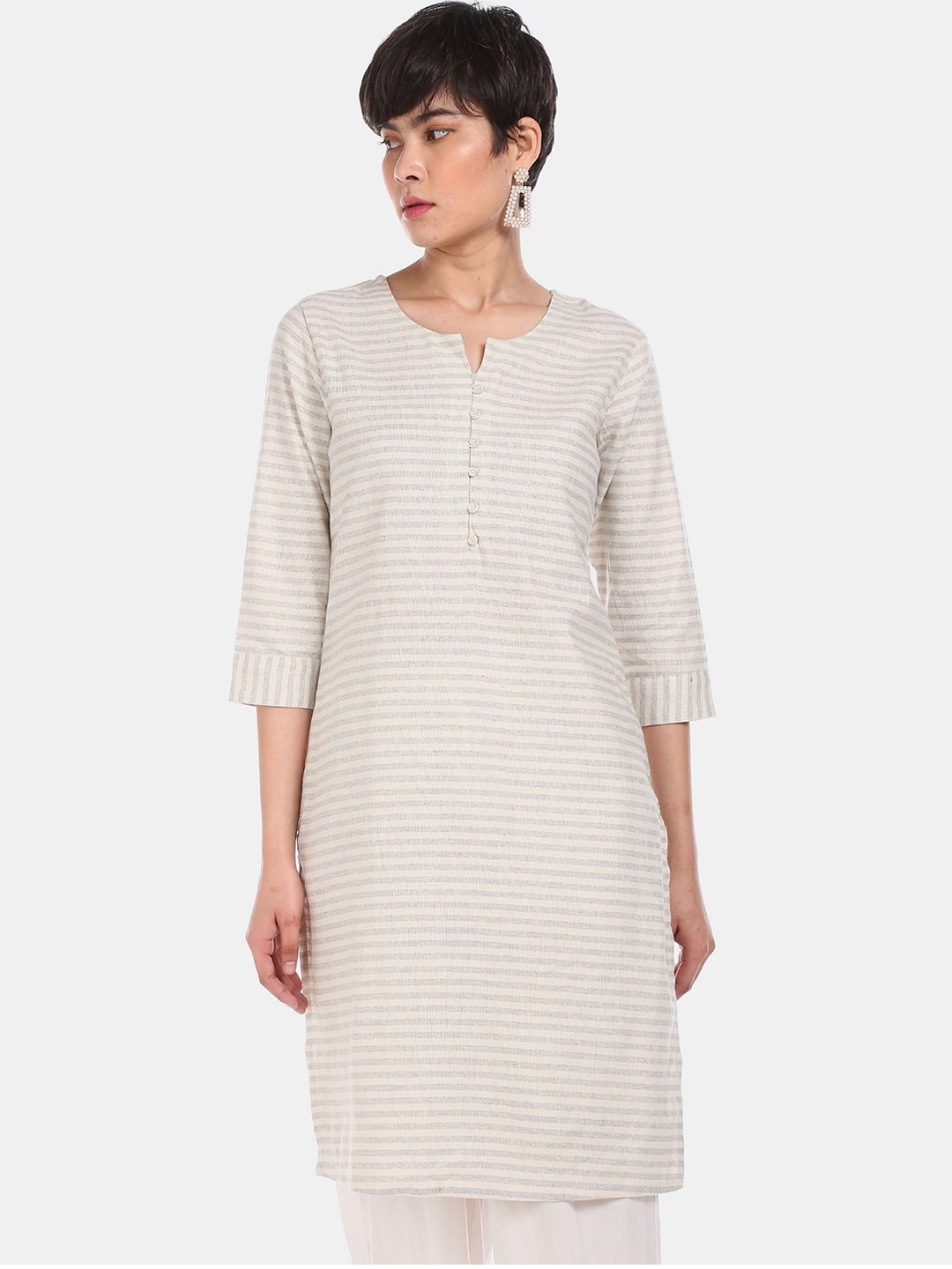 

Karigari Women White Striped Kurta