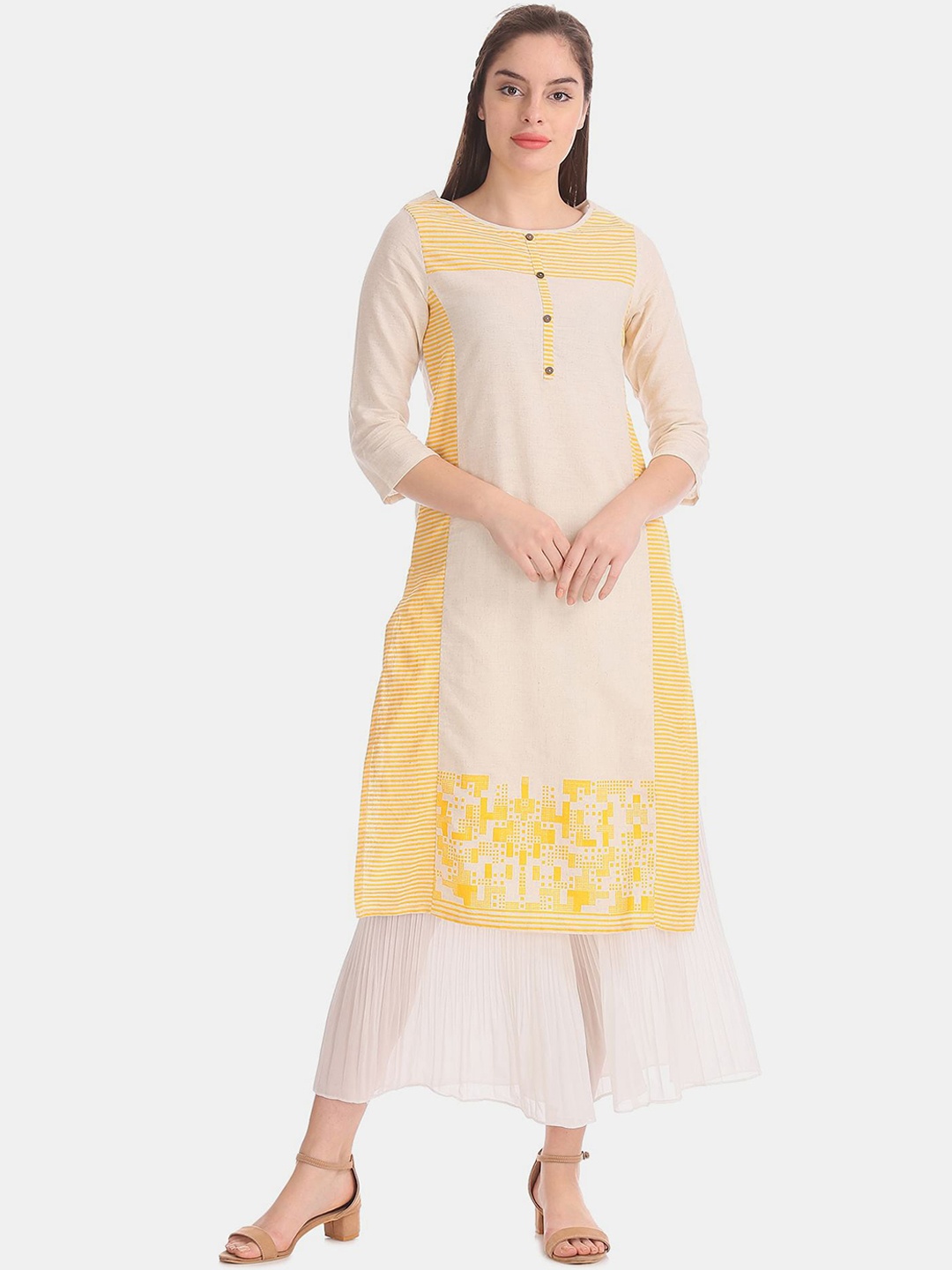

Karigari Women Off-White & Yellow Striped Round Neck Cotton Kurta