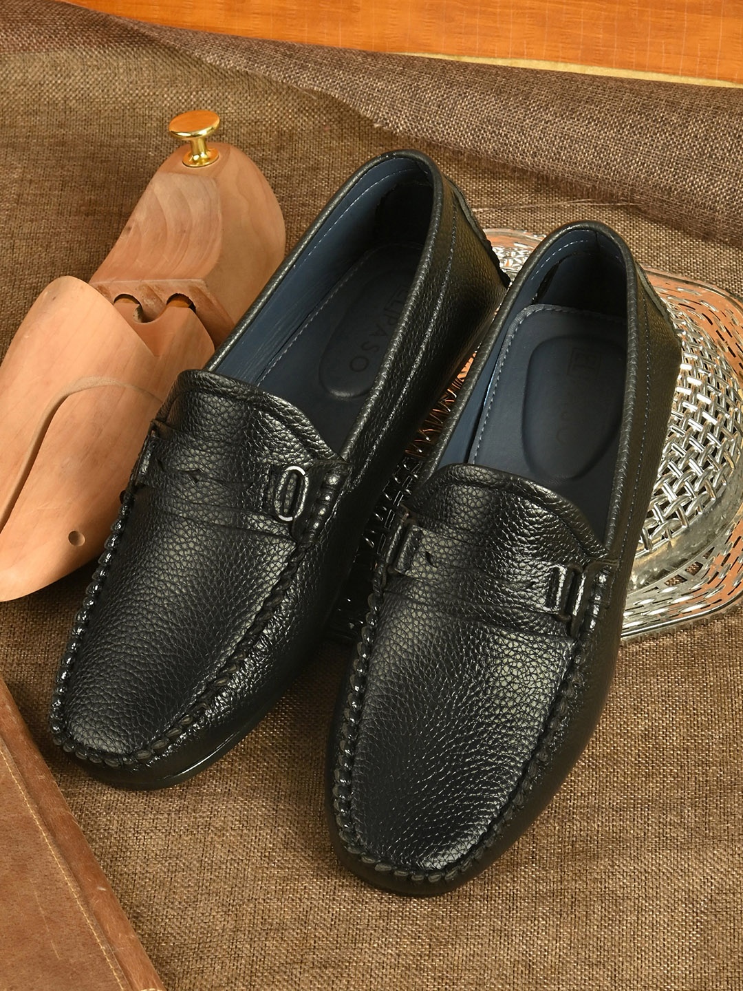 

El Paso Men Black Solid Formal Loafers