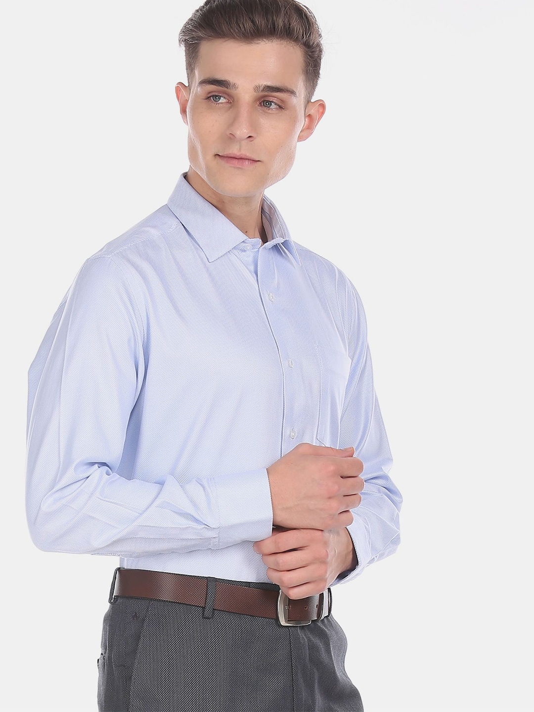 

Arrow Men Blue Casual Shirt