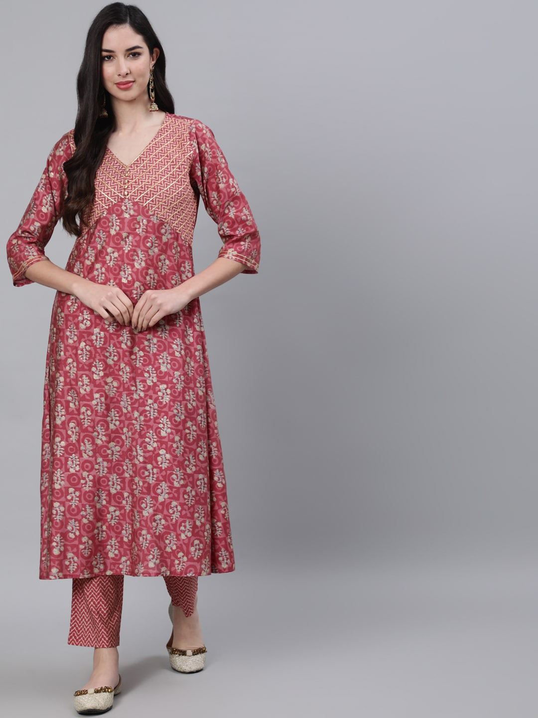 

Jaipur Kurti Women Pink Ethnic Motifs Printed Gotta Patti Chanderi Silk Kurta with Trousers