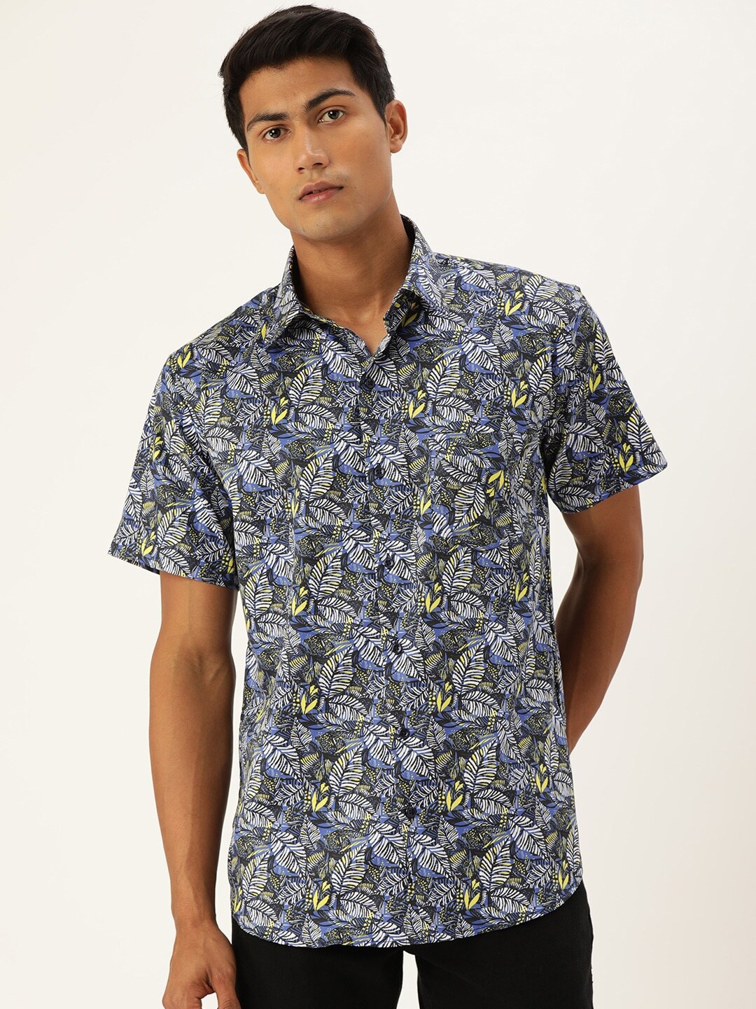 

Hancock Men Navy Blue Floral Printed Casual Shirt