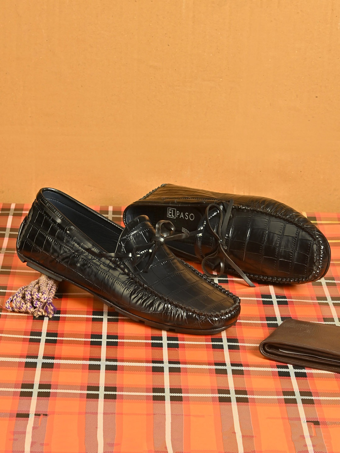 

El Paso Men Black Textured Faux Leather Loafers
