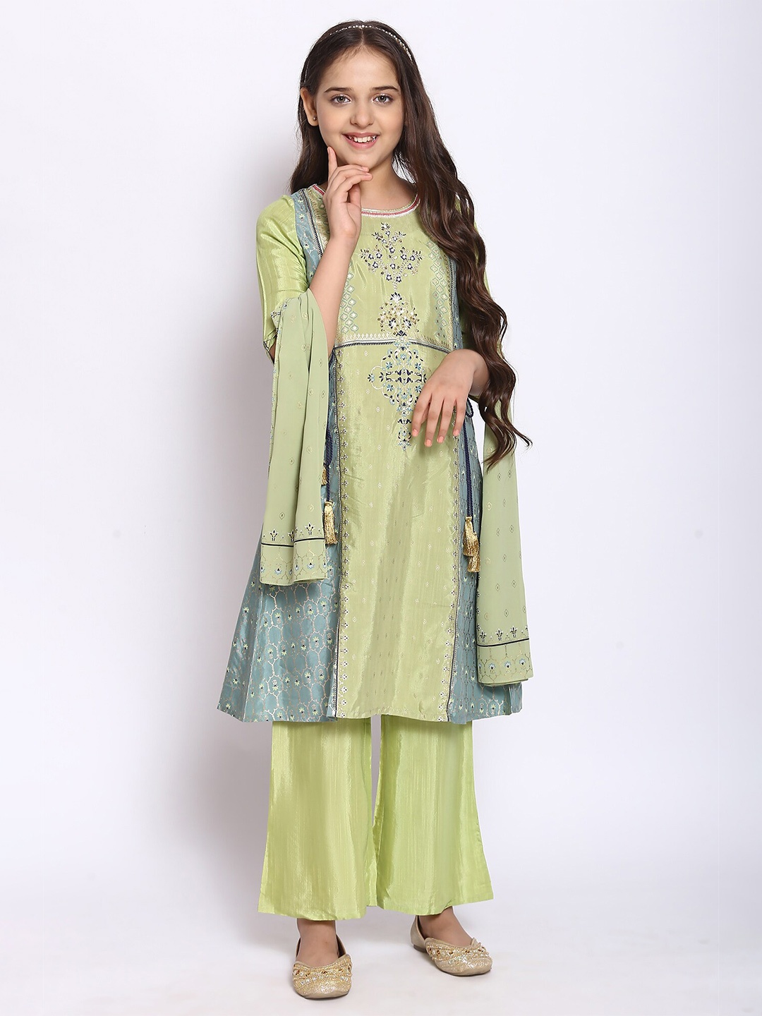 AURELIA Girls Green Ethnic Motifs Printed Kurta with Palazzos & With Dupatta