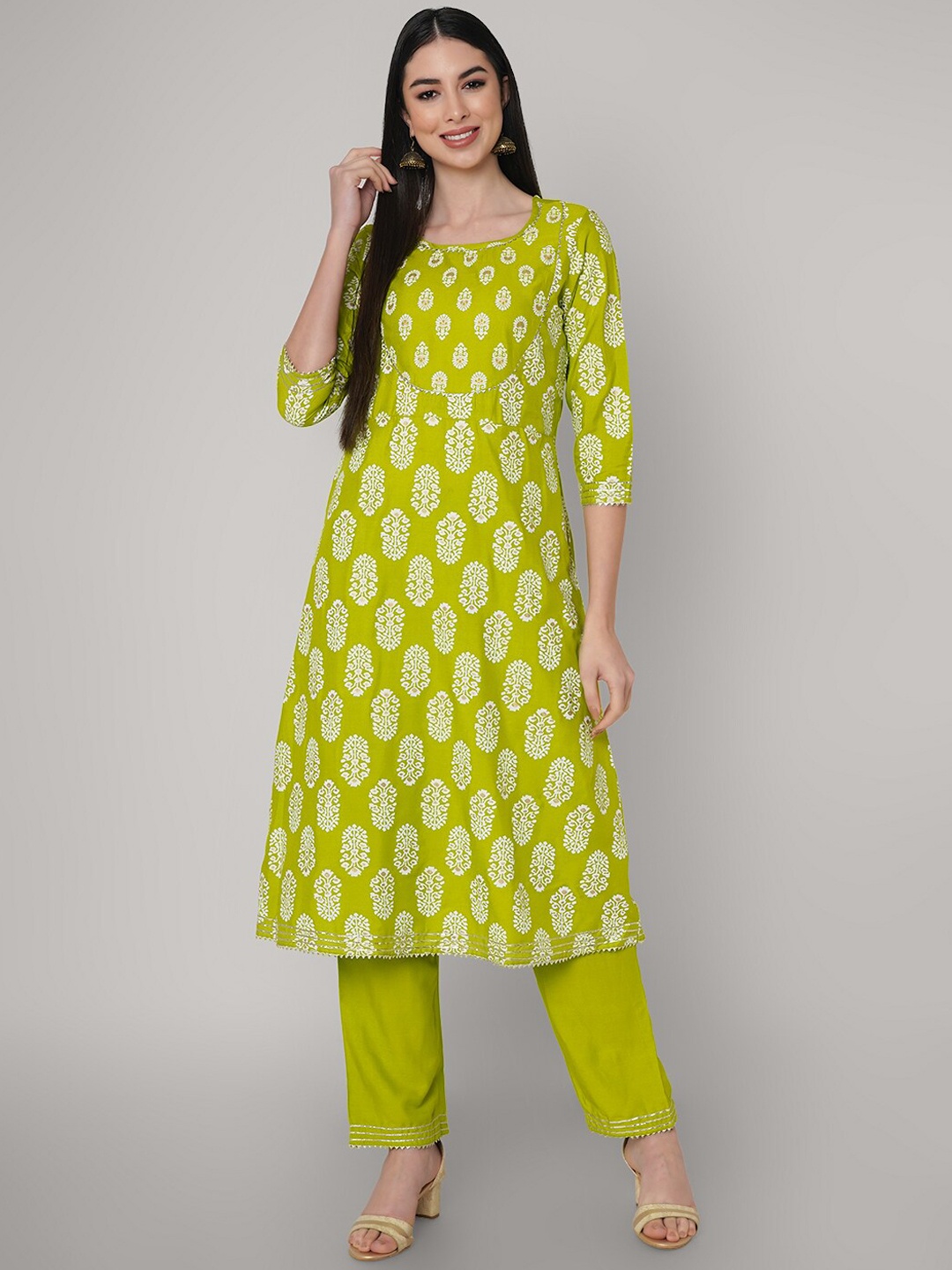 

ORTANGE Women Lime Green Floral Printed Empire Gotta Patti Kurta with Trousers