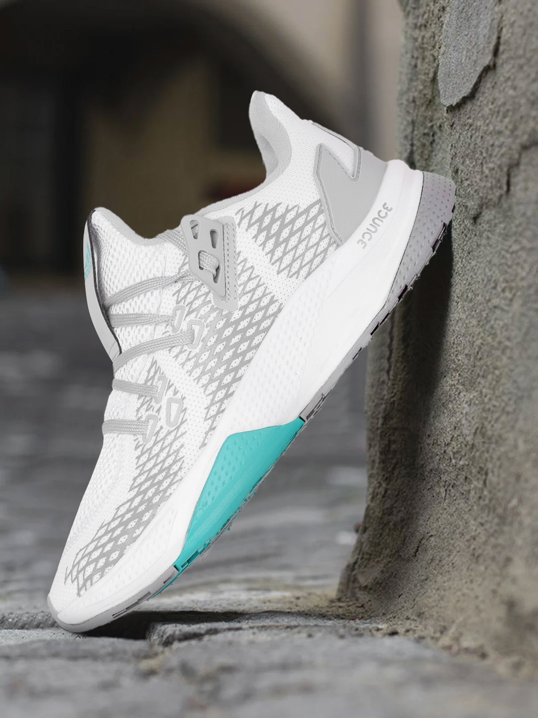 

ADIDAS Men White & Grey Woven Design Bounce Midsole Aerojolt Running Shoes
