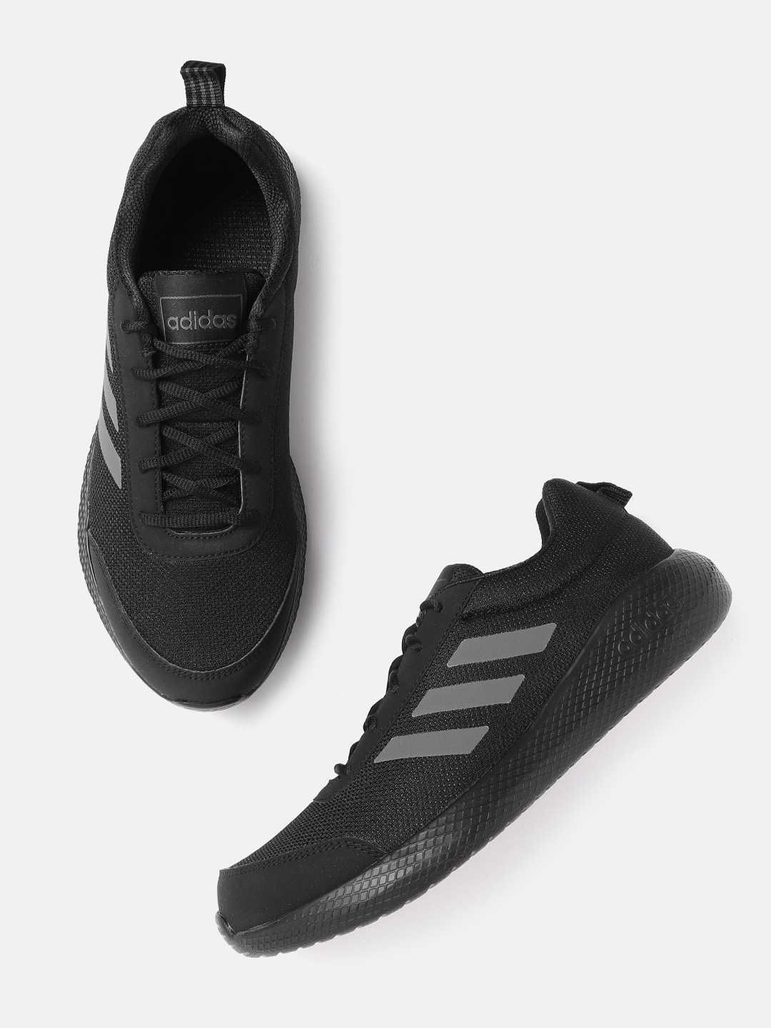 

ADIDAS Men Black Solid Woven Design Classigy Running Shoes