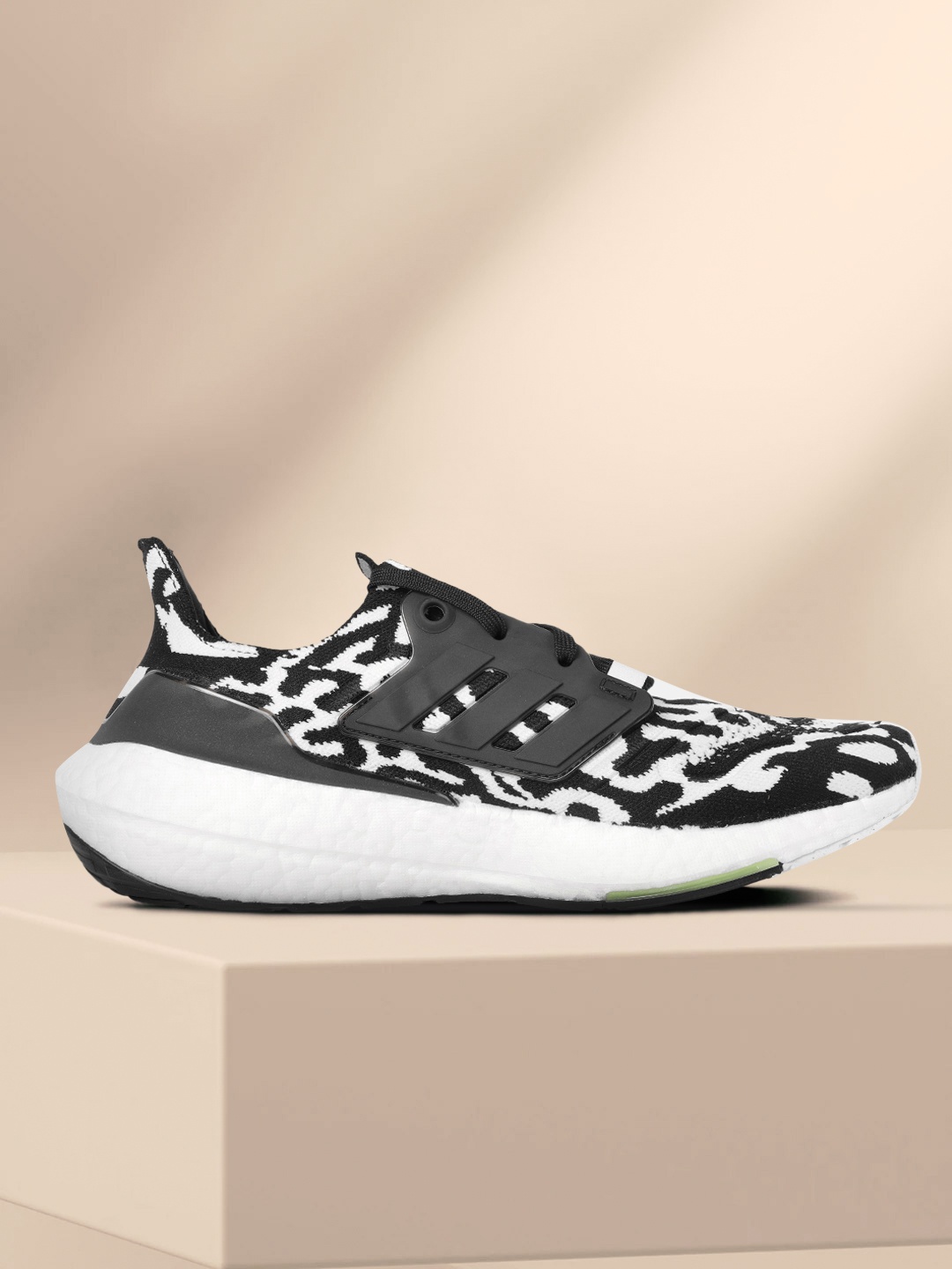 

ADIDAS Men Black & White Woven Design Ultraboost 22 Running Shoes