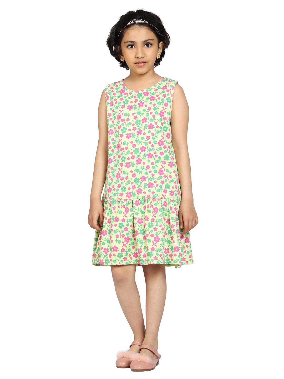 

KiddoPanti Girls Yellow & Green Floral Drop-Waist Dress