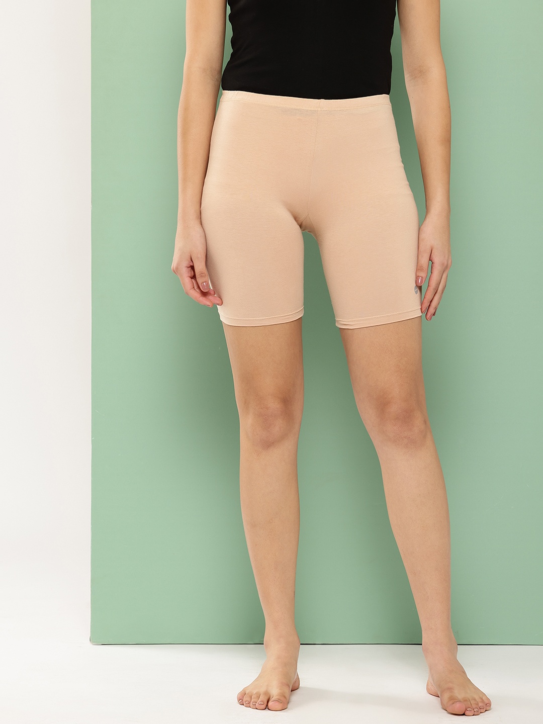 

Leading Lady Women Nude-Coloured High-Rise Lounge Shorts