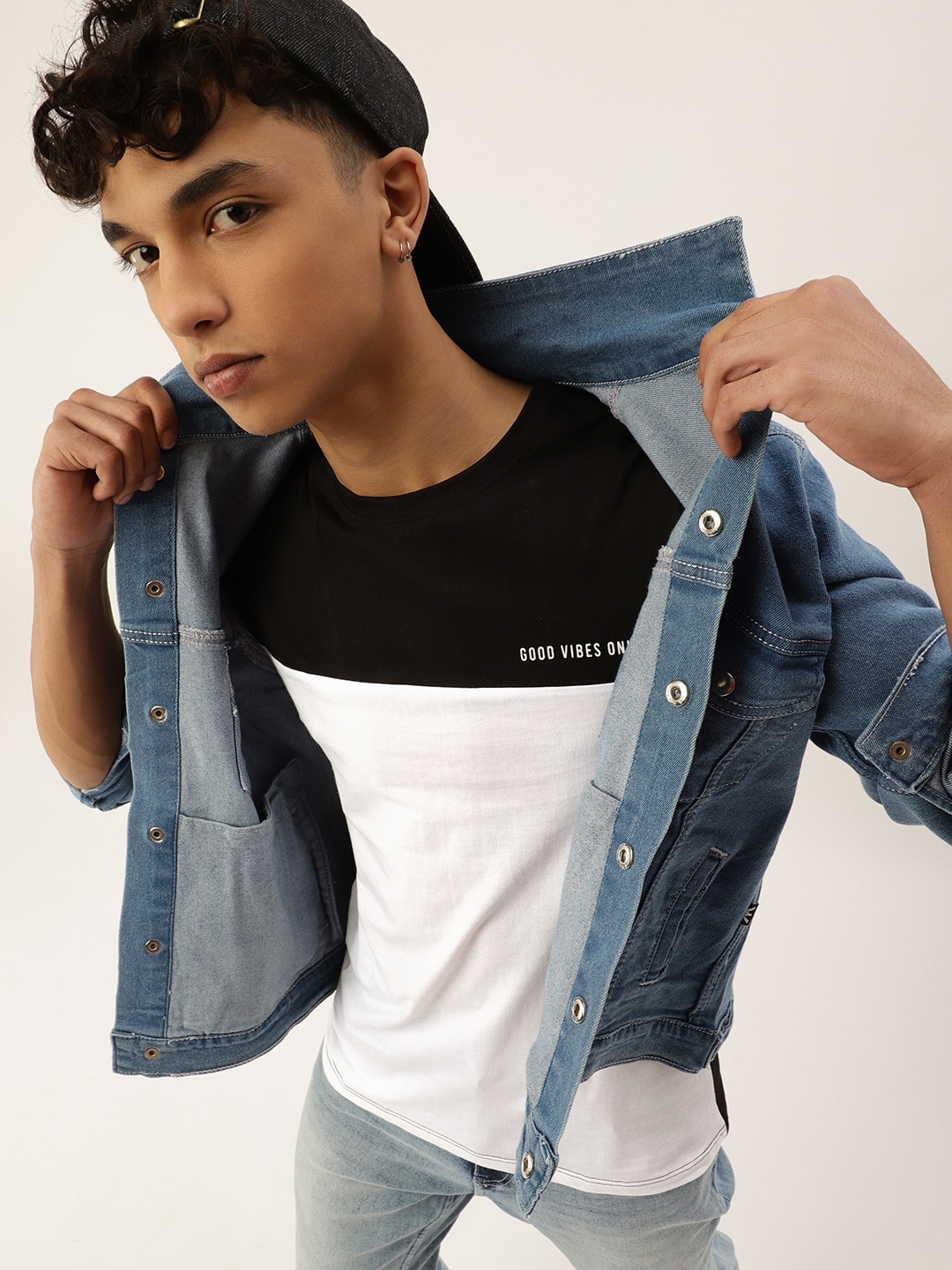 

Kook N Keech Teens Boys White & Black Typography Printed Pure Cotton T-shirt