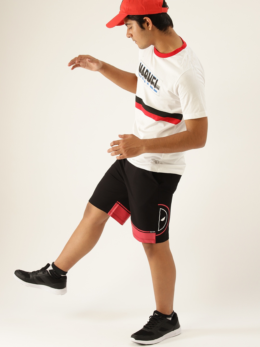 

Kook N Keech Marvel Teens Boys Printed Pure Cotton Shorts, Black