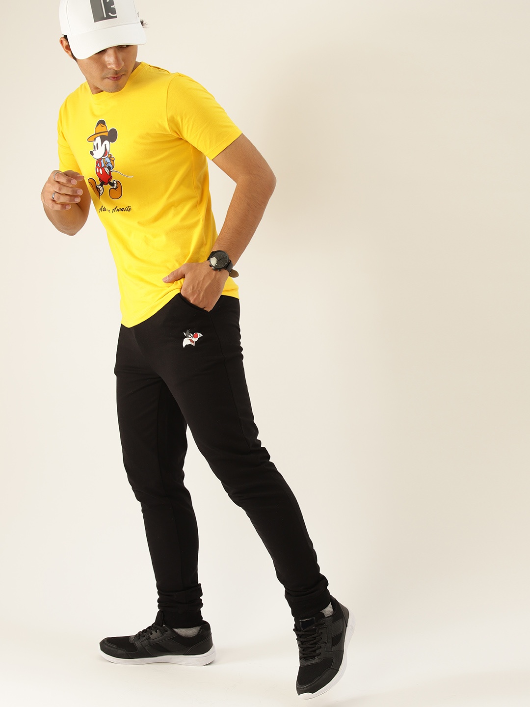 

Kook N Keech Looney Tunes Teens Boys Solid Joggers, Black