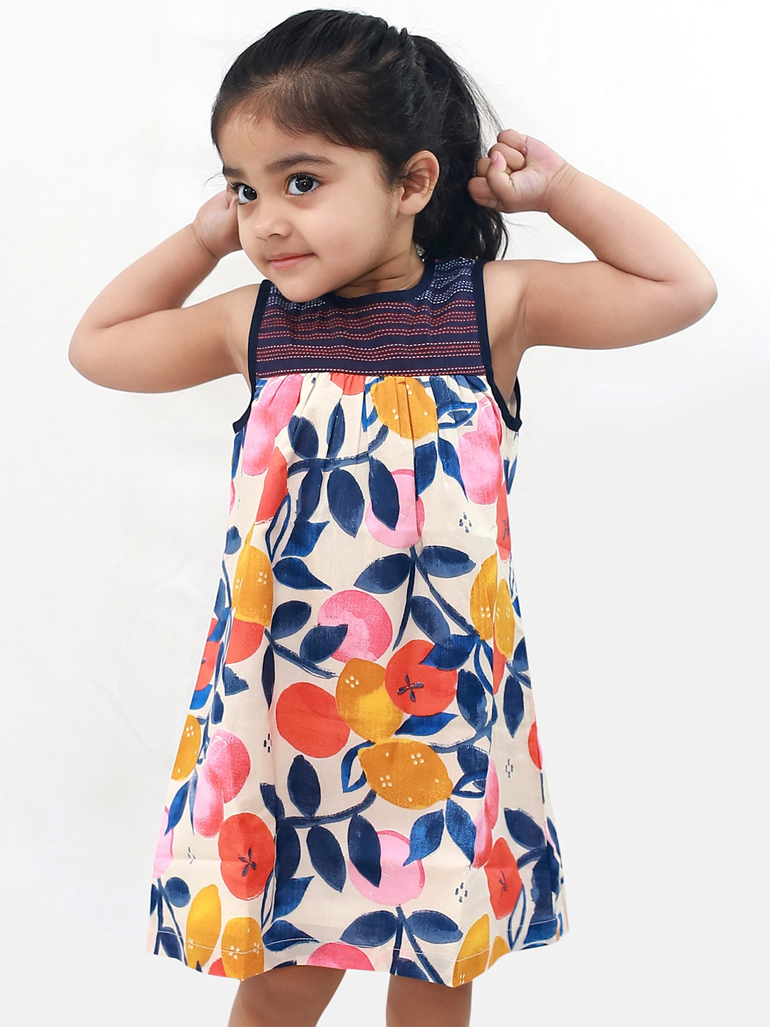 

Campana Navy Blue & White Floral A-Line Dress