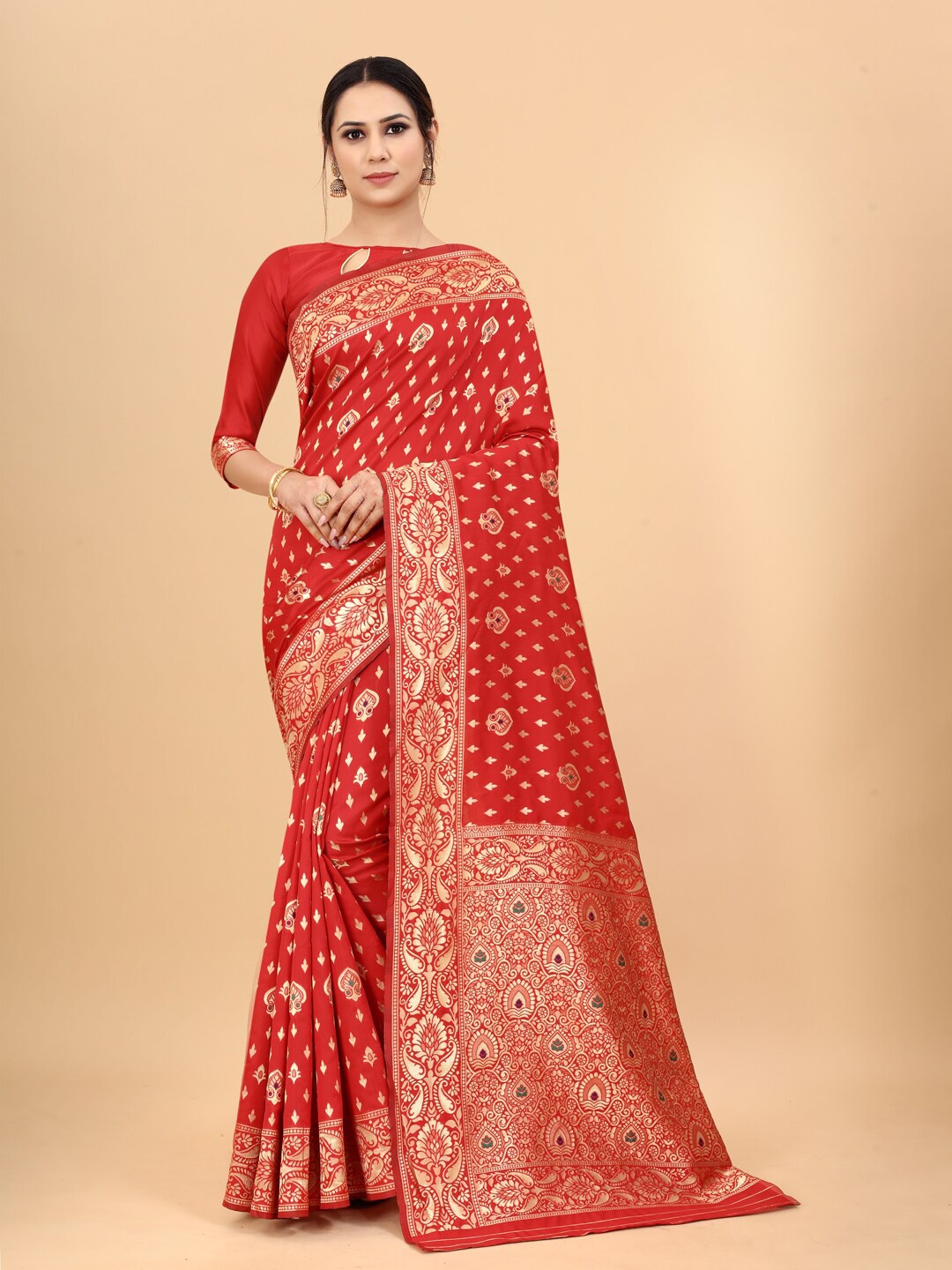 

SATYAM WEAVES Red & Gold-Toned Woven Design Zari Silk Cotton Banarasi Saree