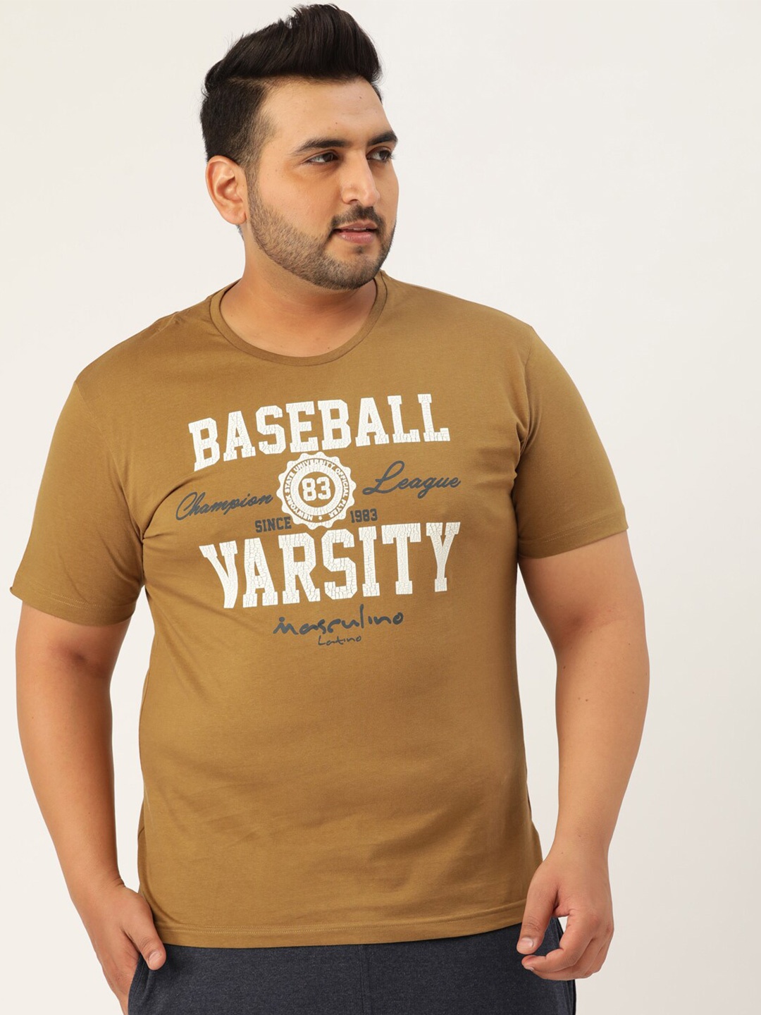 

Masculino Latino Plus Men Khaki Typography Printed Cotton T-shirt