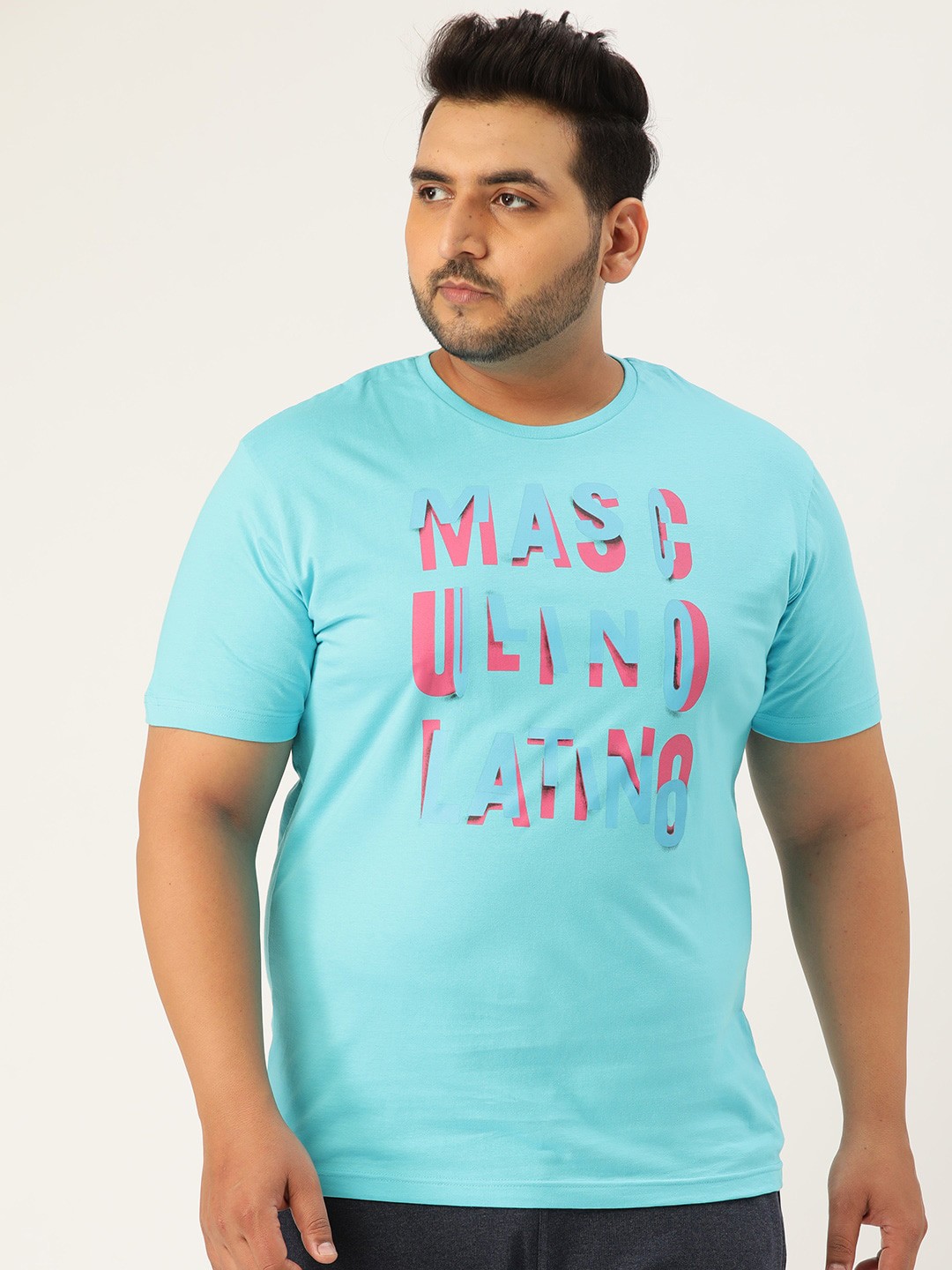 

Masculino Latino Plus Men Turquoise Blue Typography Printed T-shirt