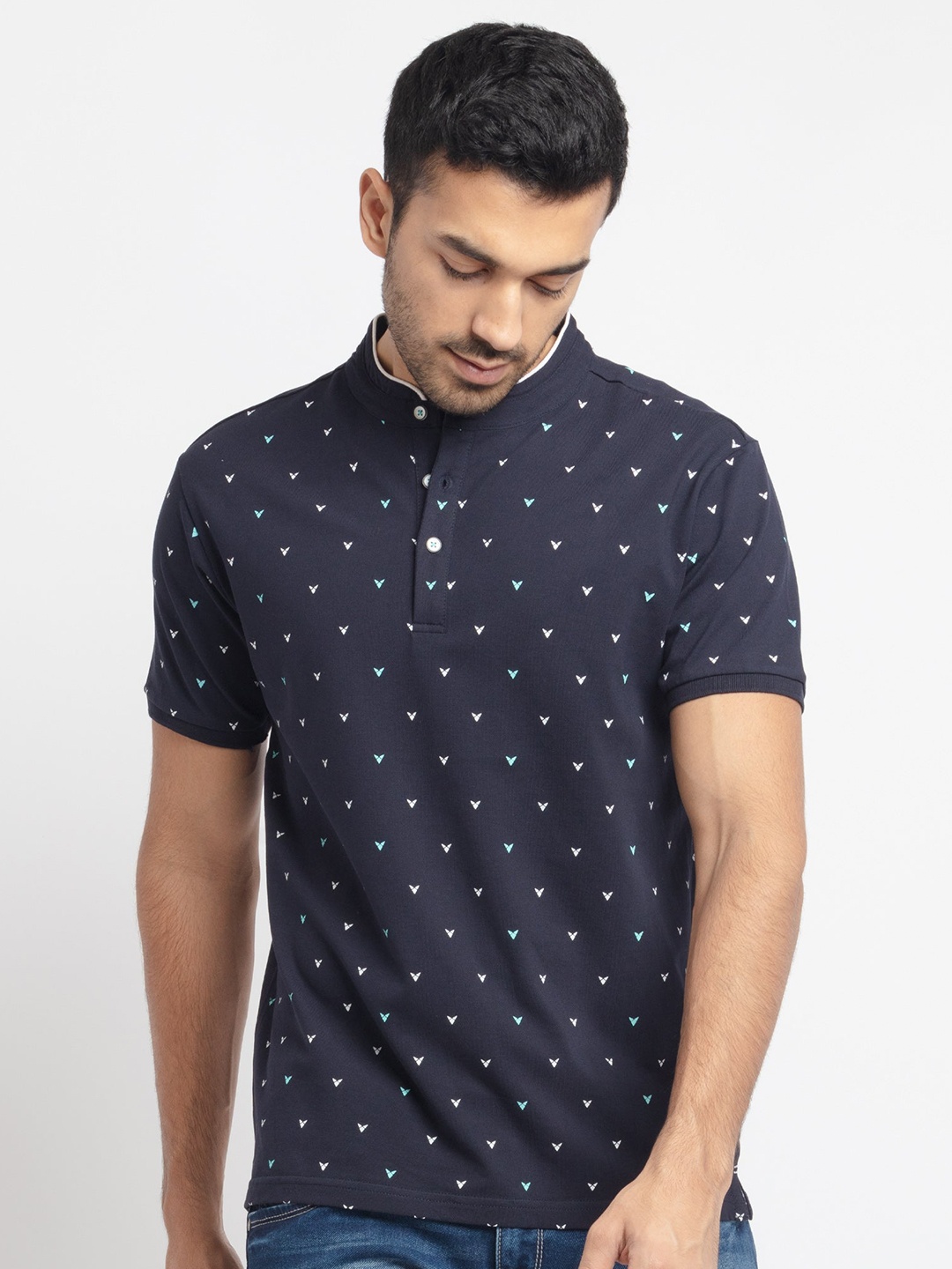 

Status Quo Men Navy Blue & White Printed Mandarin Collar T-shirt