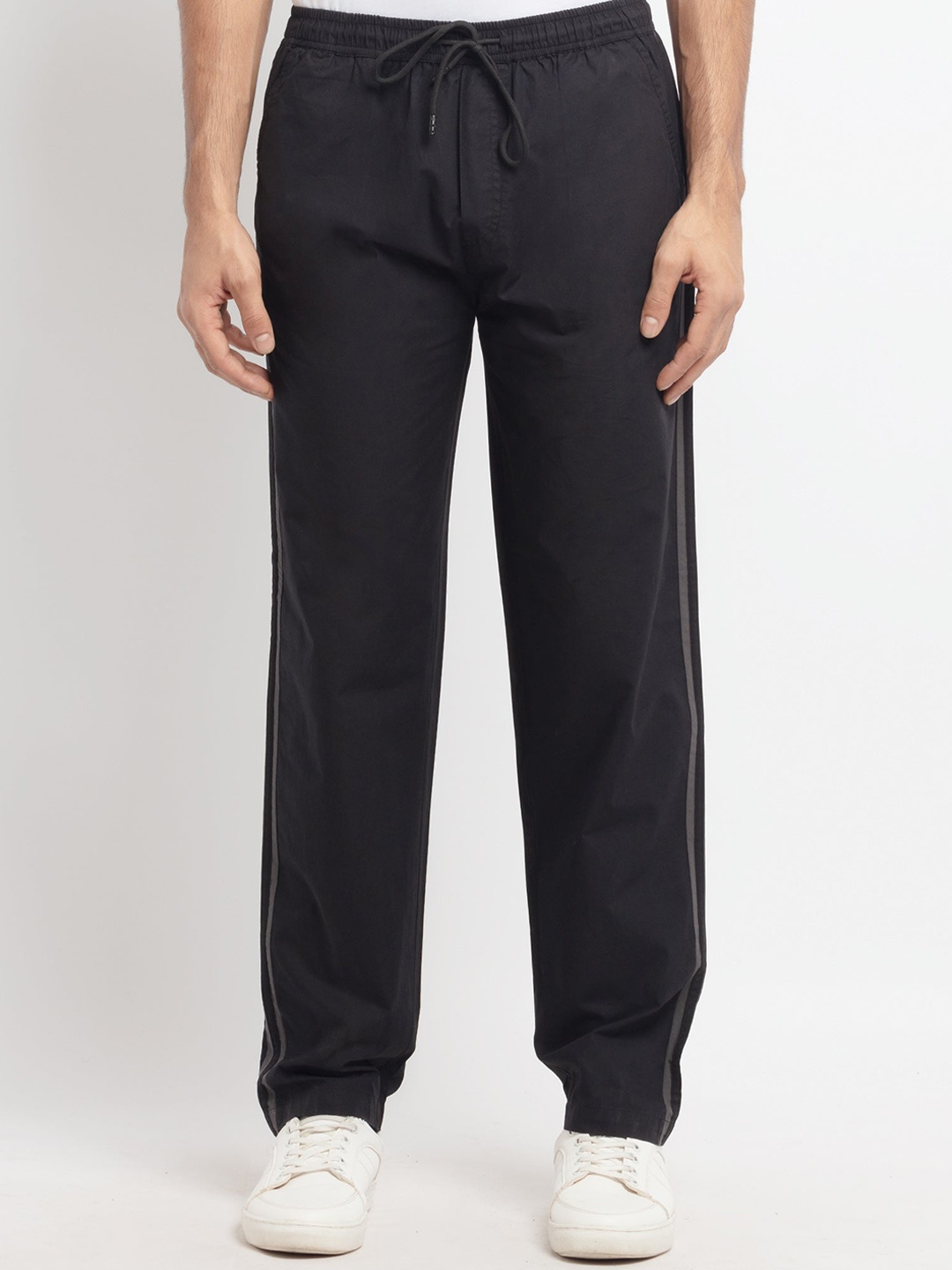 

Status Quo Men Black Solid Cotton Track Pants