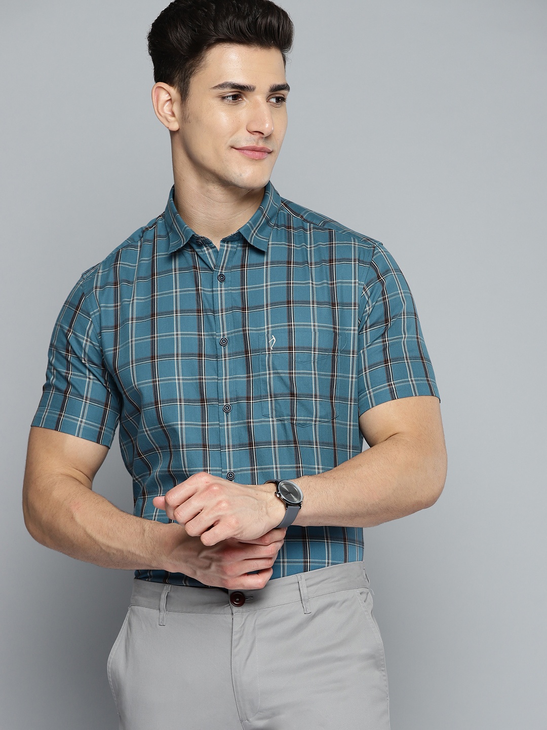 

Indian Terrain Men Teal Blue & Brown Pure Cotton Slim Fit Tartan Checks Smart Casual Shirt