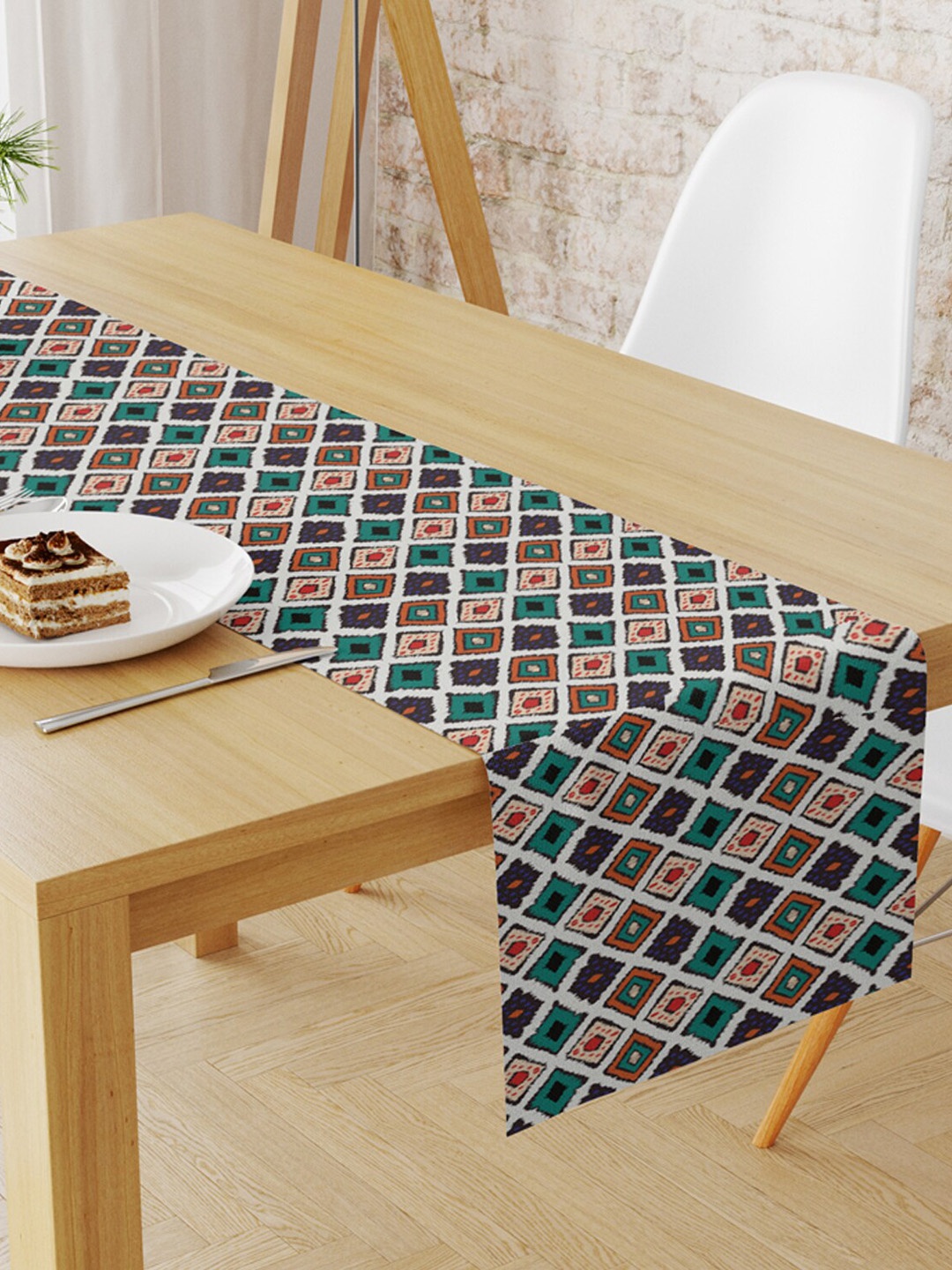 

STYBUZZ Blue & Green Printed Table Runners