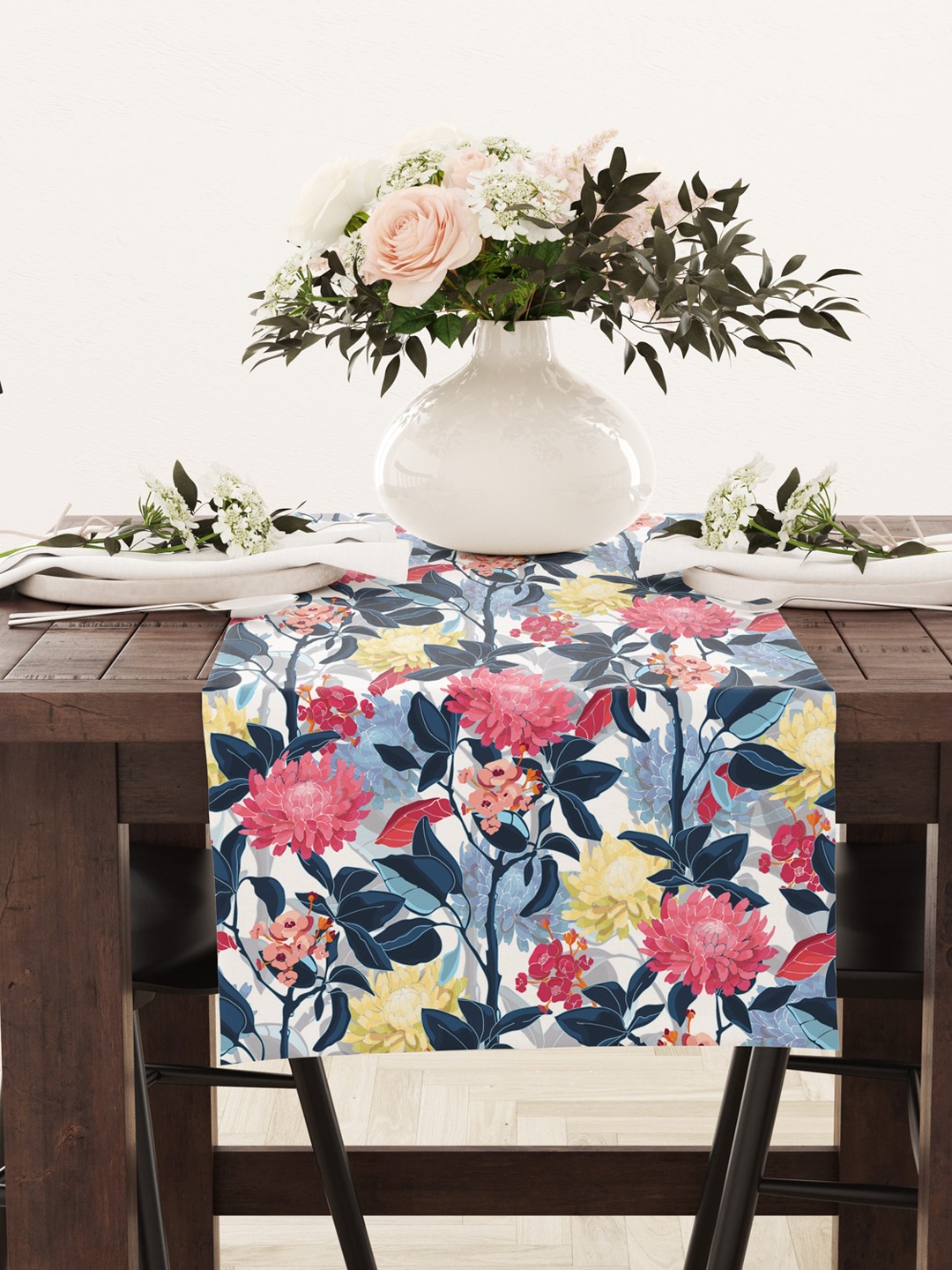 

STYBUZZ Blue & Pink Floral Printed Table Runner