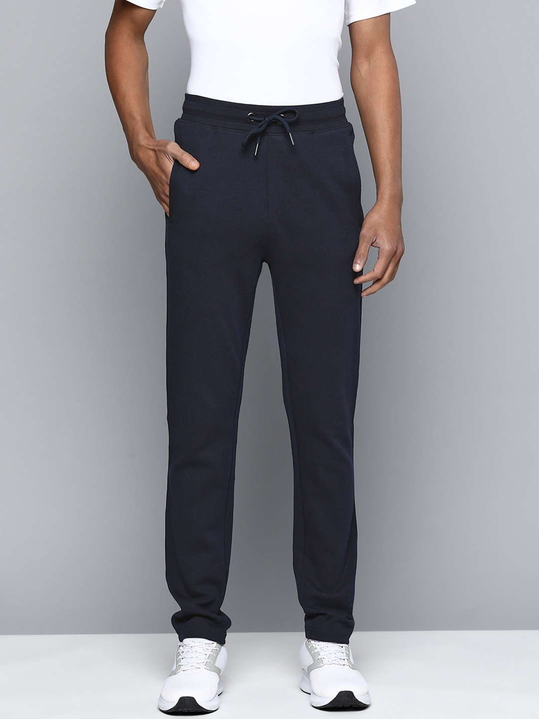 

Indian Terrain Men Solid Track Pants, Navy blue