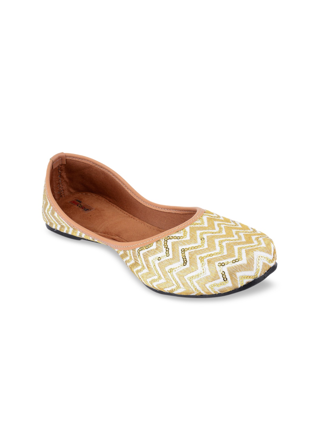 

DESI COLOUR Women Off White Ethnic Mojaris Flats