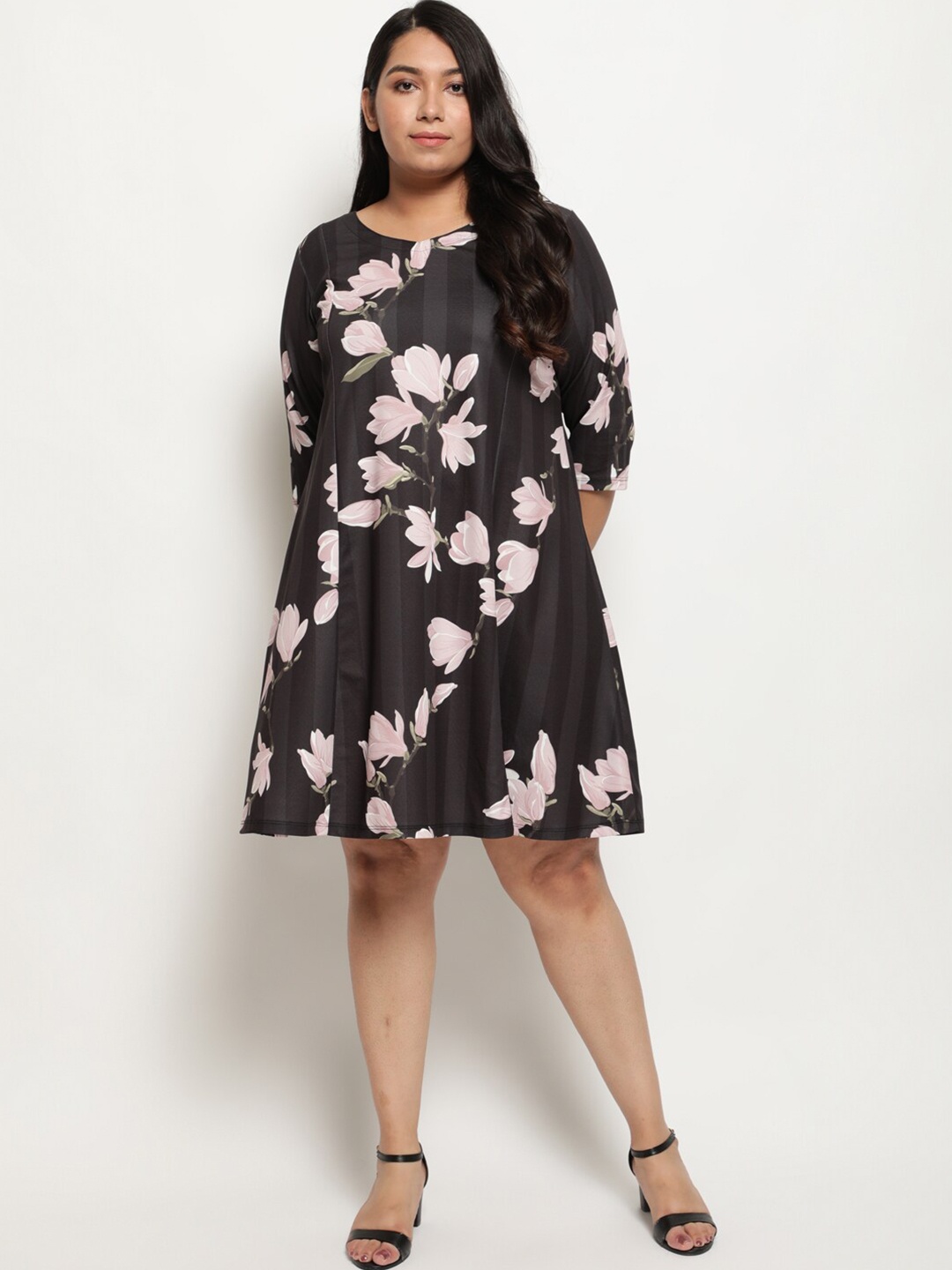 

Amydus Women Plus Size Black & Off-White Floral Printed Striped Dress