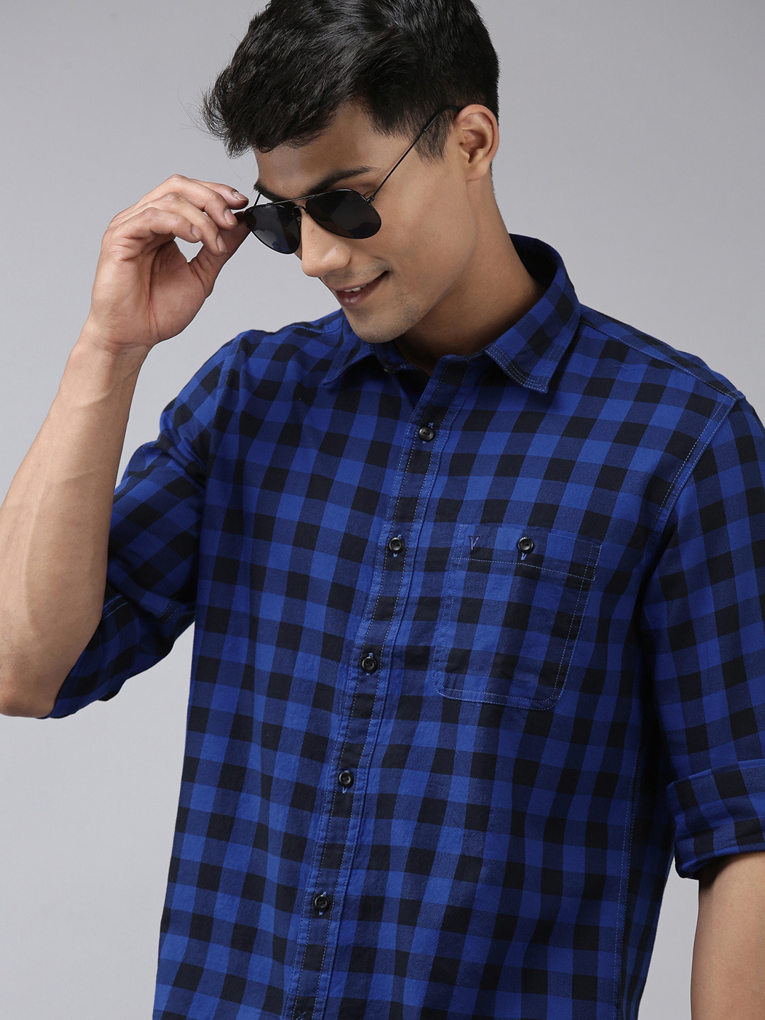 

VAN HEUSEN DENIM LABS Men Blue Slim Fit Buffalo Checks Checked Casual Pure Cotton Shirt