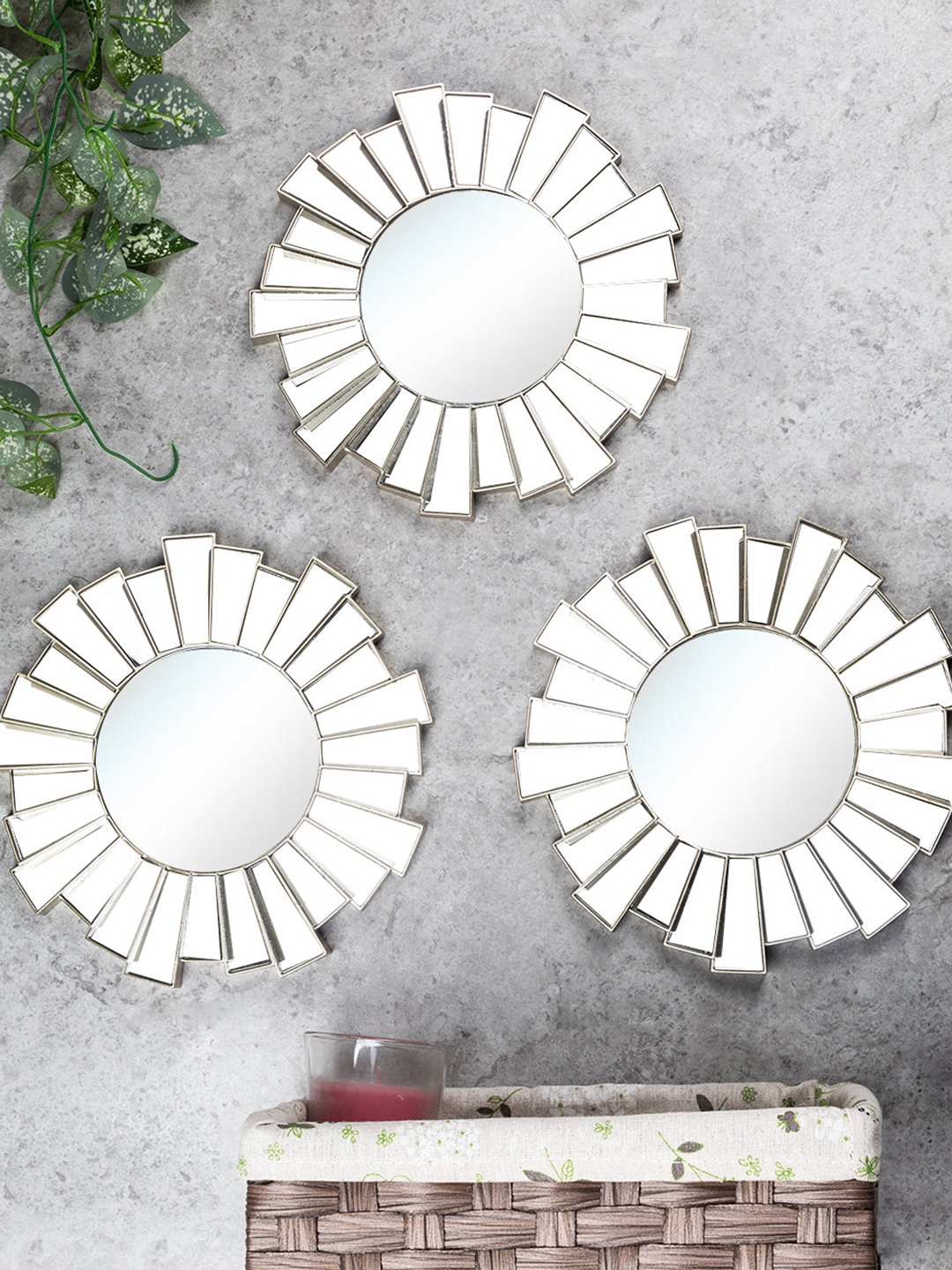 

MARKET99 Set Of 3 Champagne Wall Mirrors