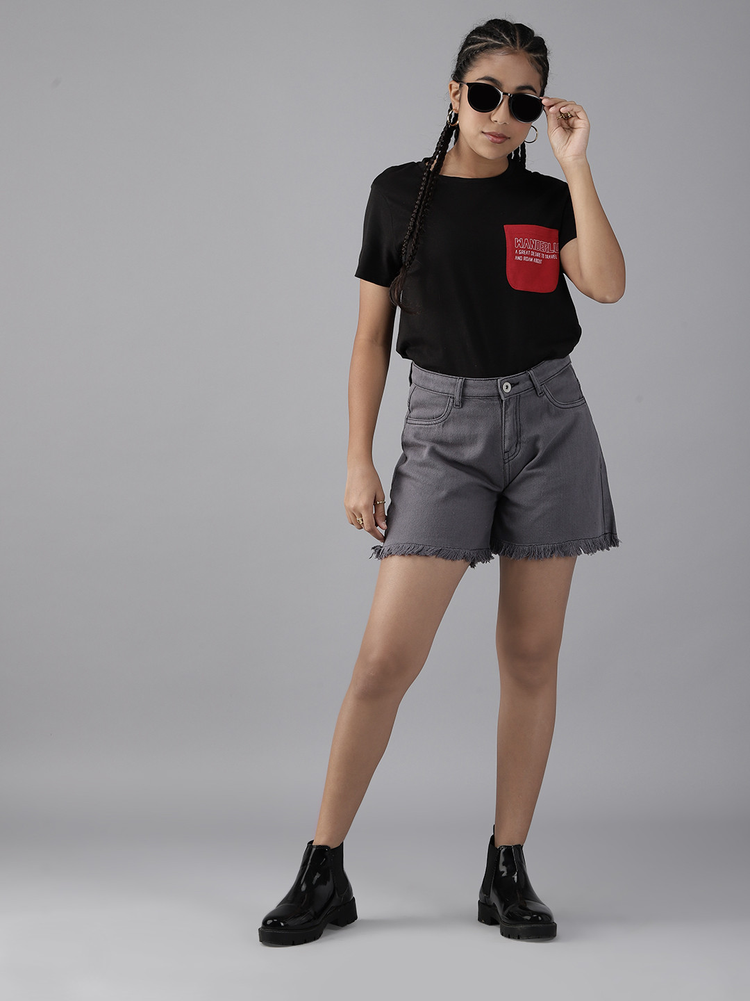 

UTH by Roadster Girls Grey Loose Fit Pure Cotton Frayed Denim Shorts