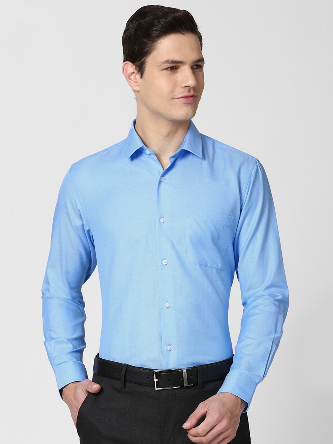 

Peter England Men Blue Textured Formal Shirt