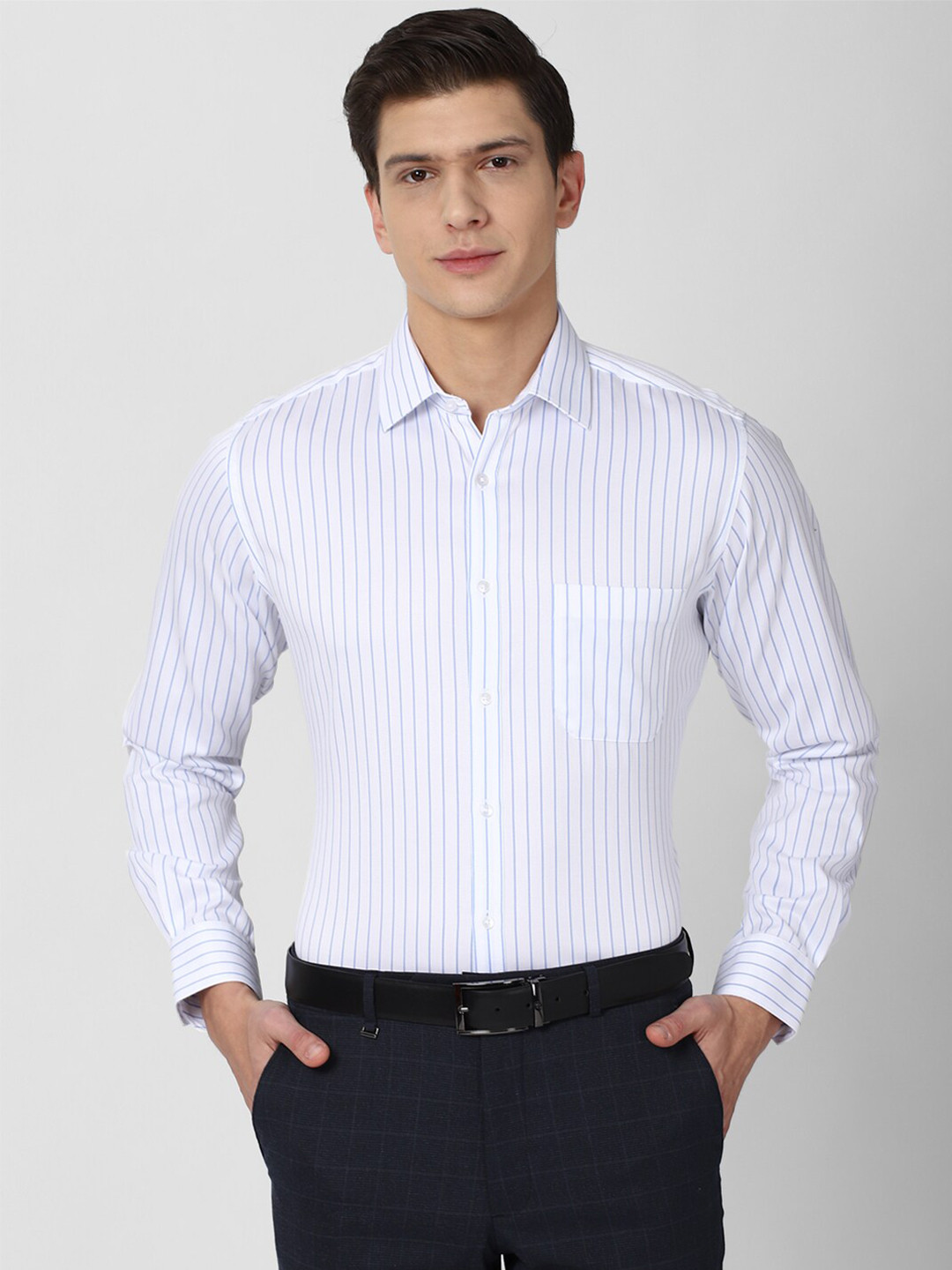 

Van Heusen Men White Striped Pure Cotton Formal Shirt