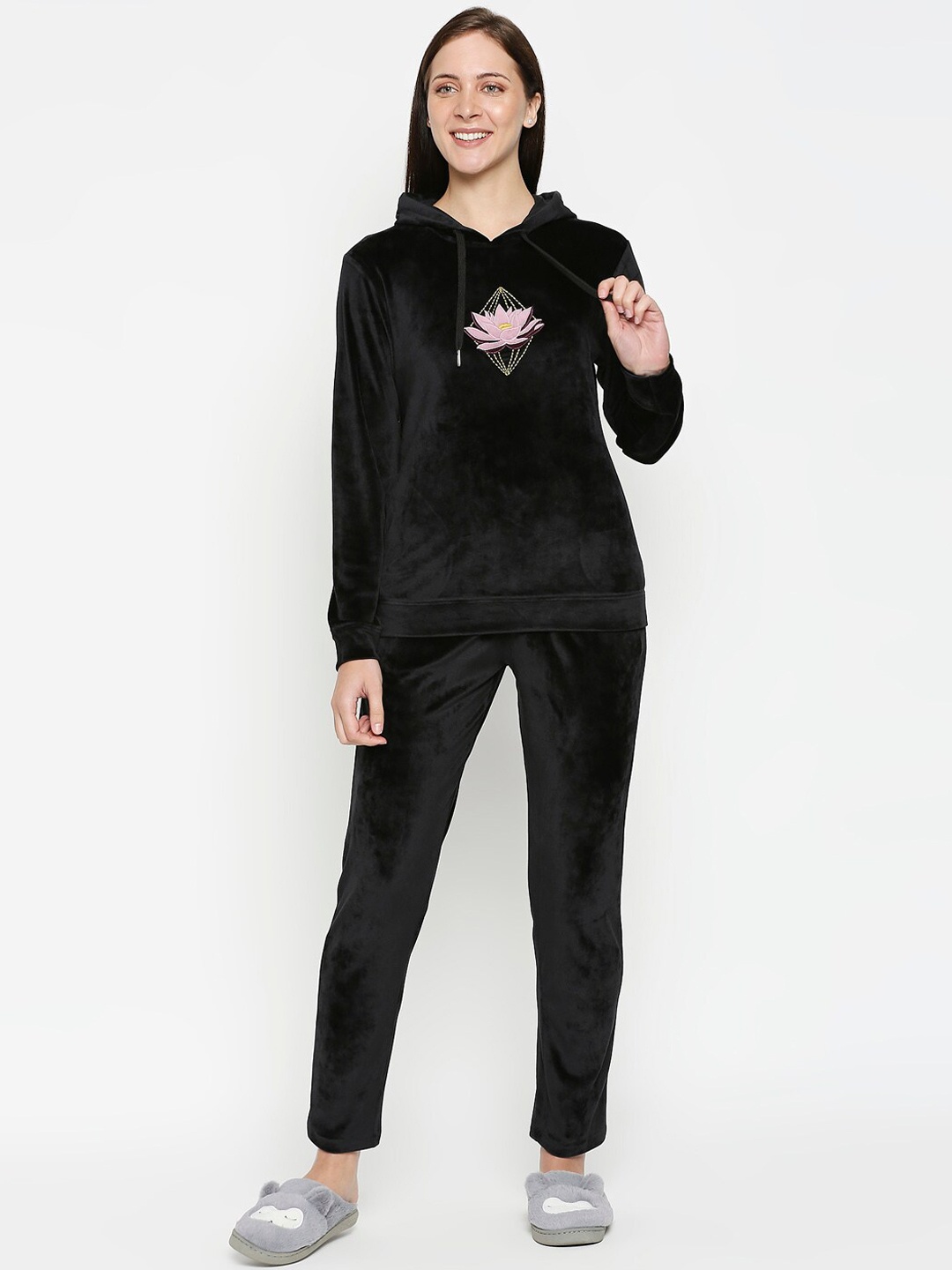 

XIN Women Black Printed Hoodie Night suit
