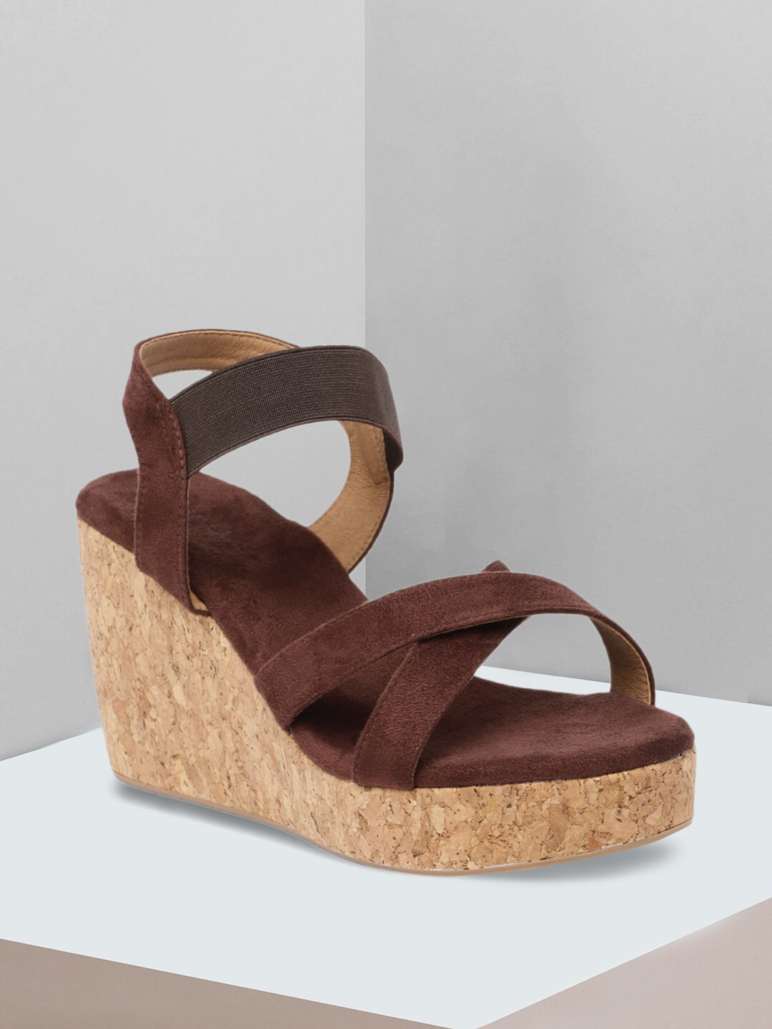 

Inc 5 Brown Party Wedge Sandals
