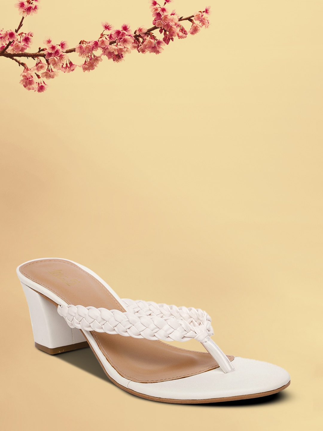 

Inc 5 Women White Woven Design Block Heels