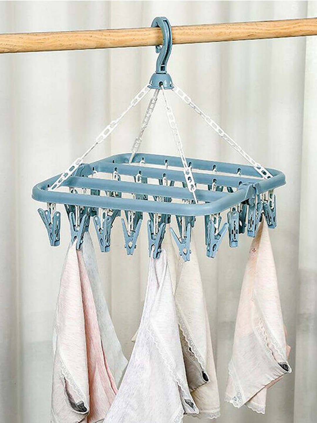 

MARKET99 Blue Solid Plastic Clip Hanger