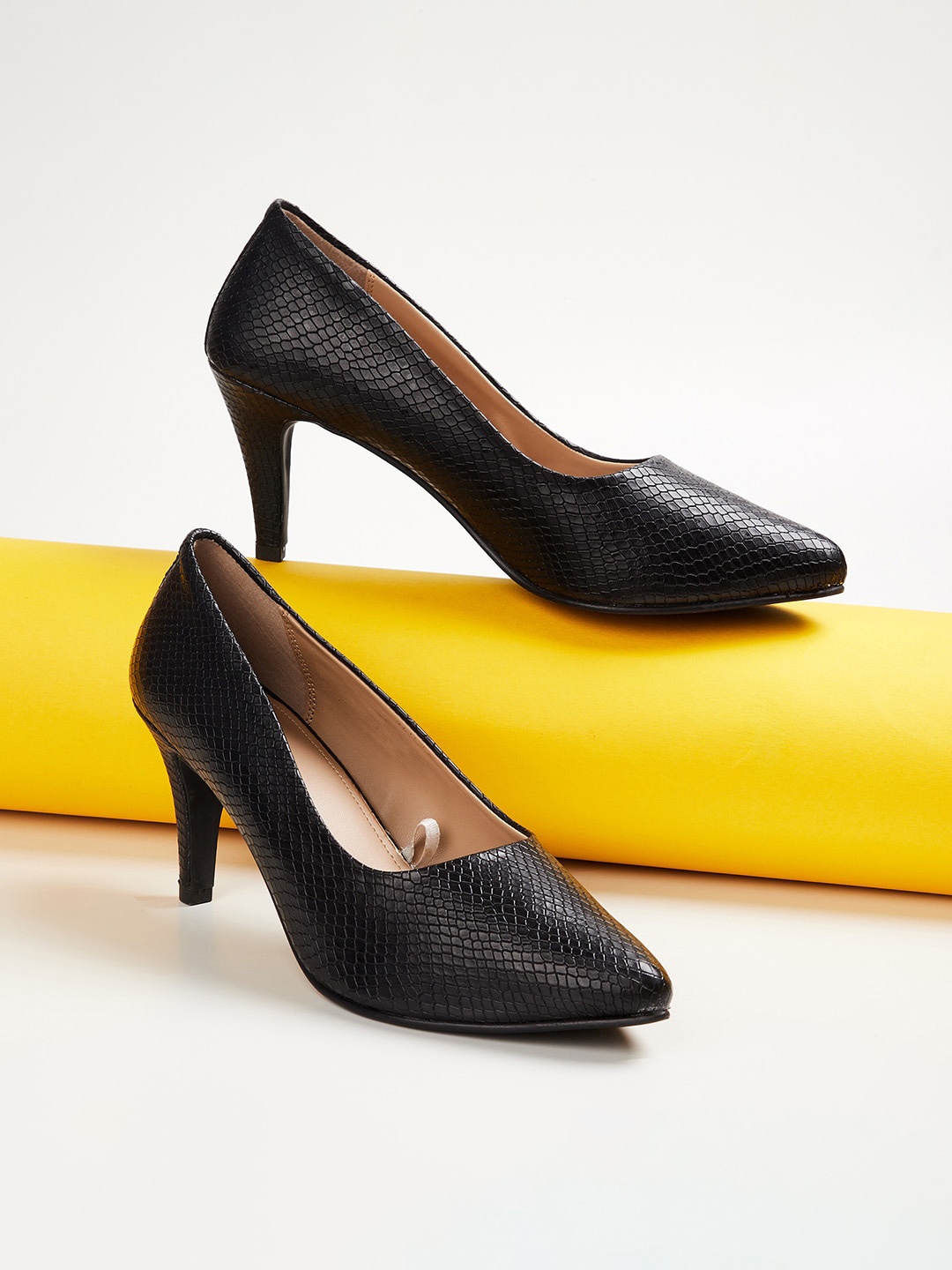 

CODE by Lifestyle Women Black Woven Design Mojaris