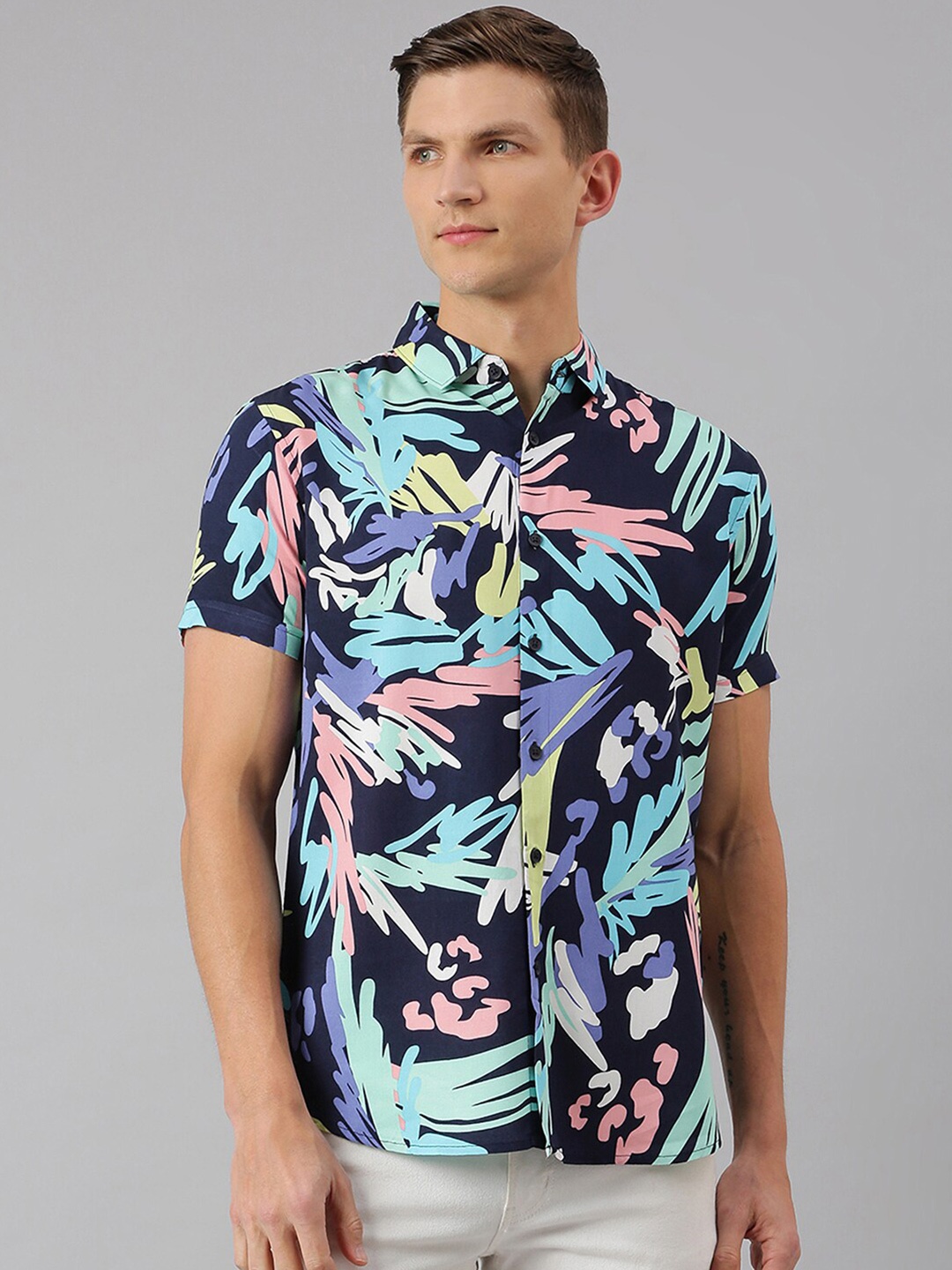 

Dennis Lingo Men Navy Blue Comfort Slim Fit Printed Casual Shirt