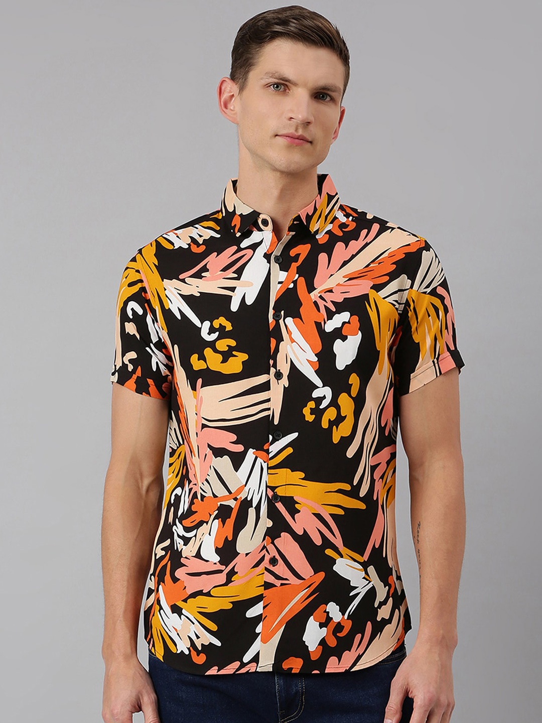 

Dennis Lingo Men Black Comfort Slim Fit Floral Printed Casual Shirt