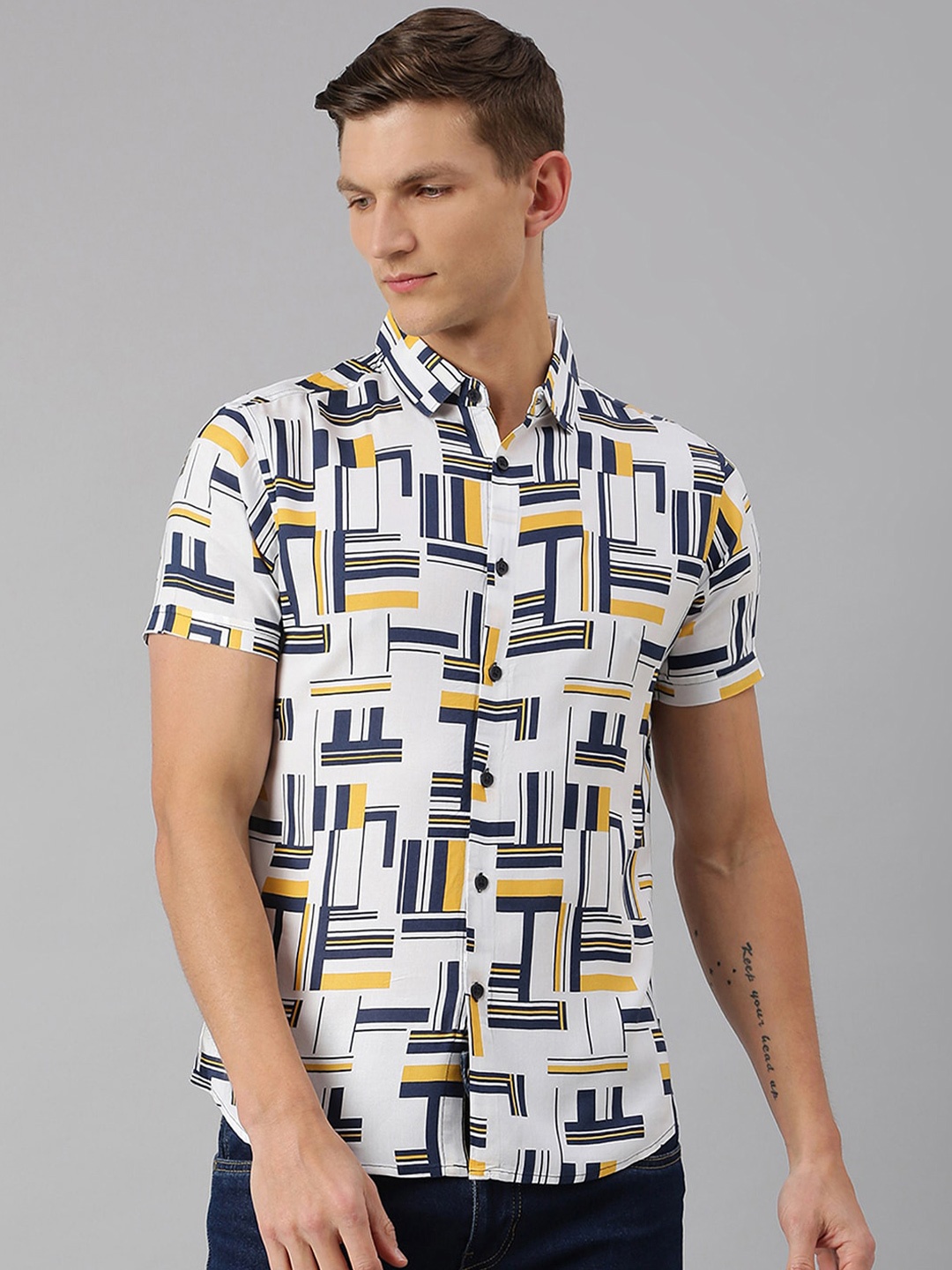 

Dennis Lingo Men White Comfort Slim Fit Printed Casual Shirt