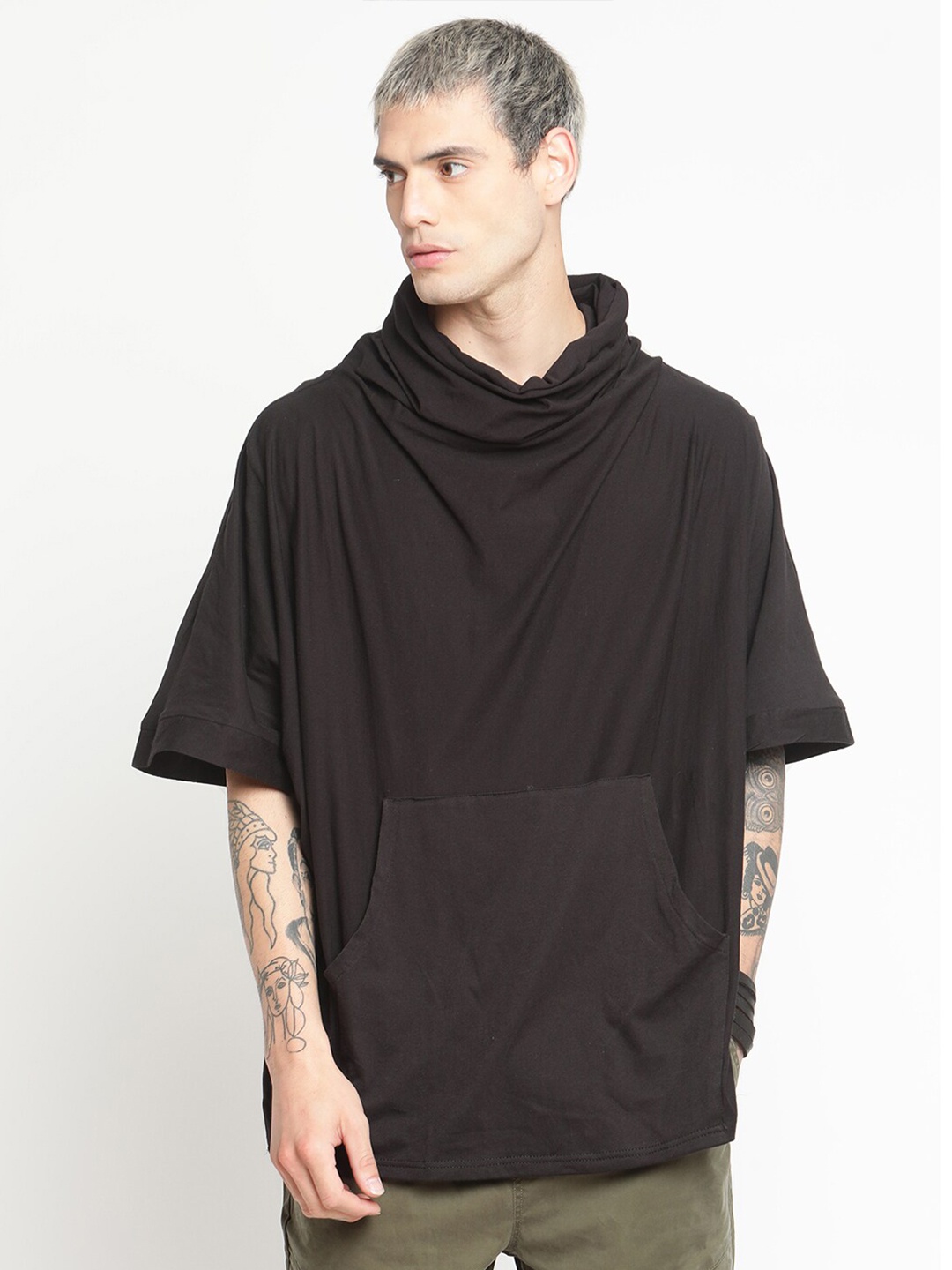 

PUNK Men Black High Neck Loose T-shirt