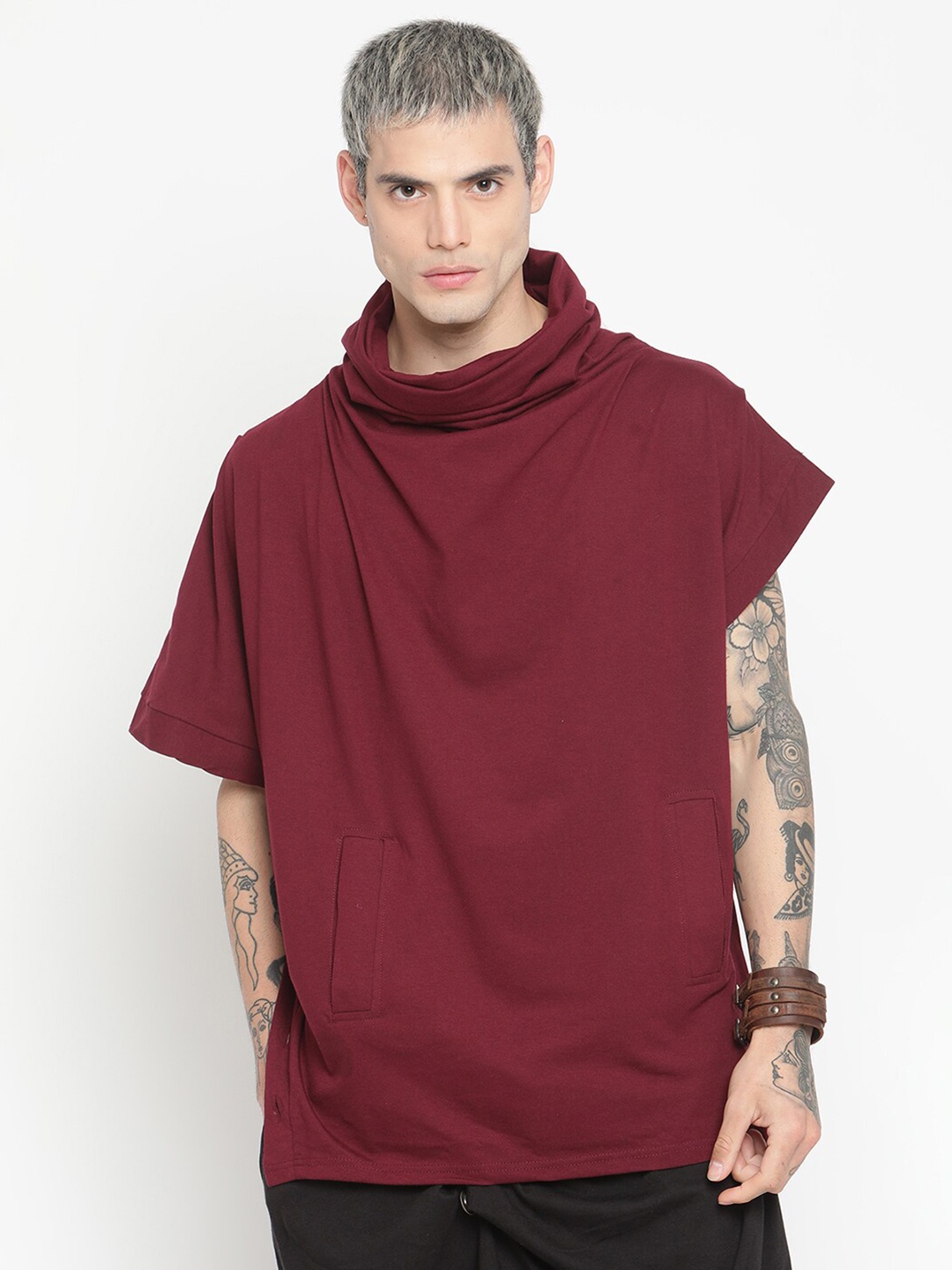 

PUNK Men Maroon High Neck Extended Sleeves Pockets Loose T-shirt